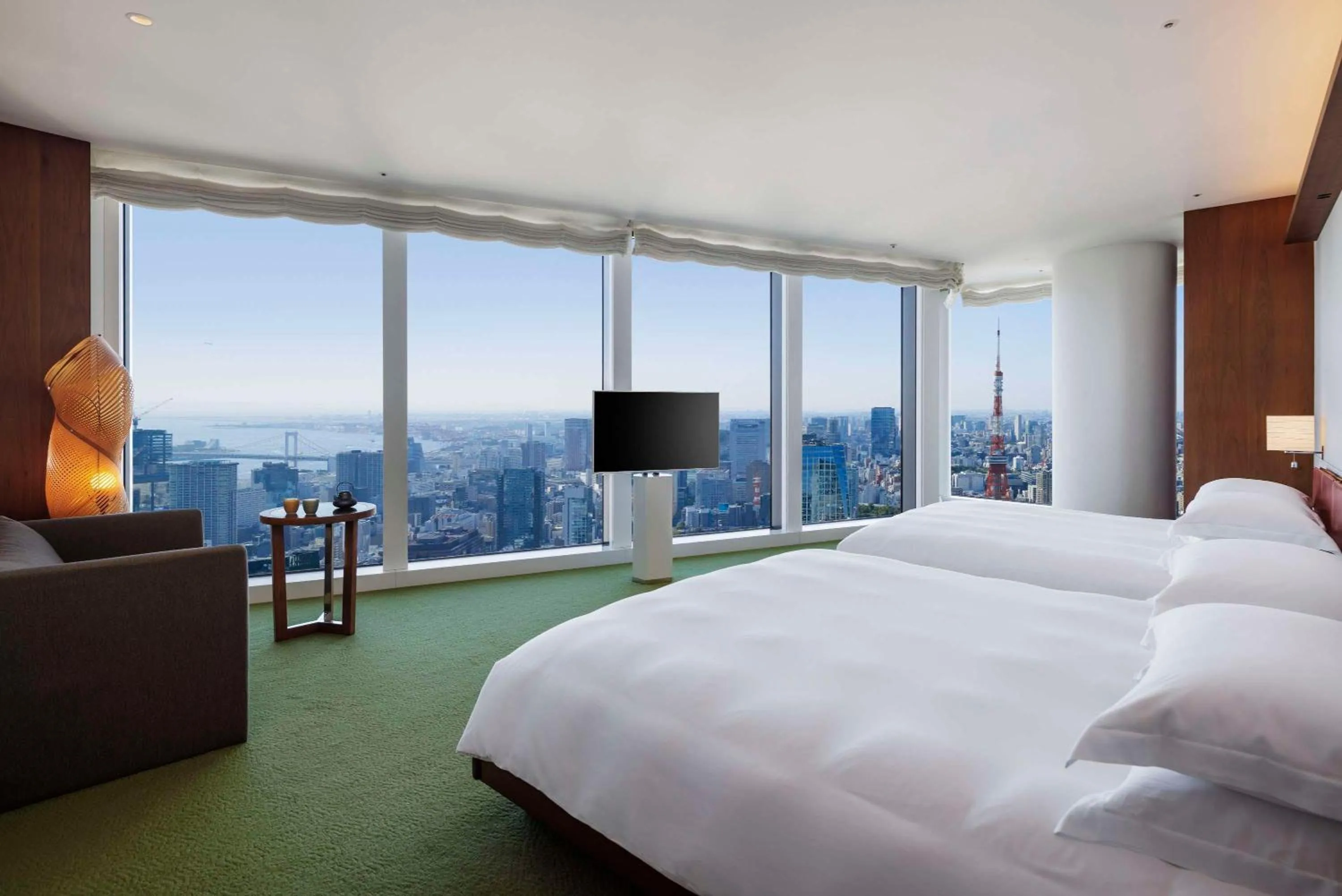 Photo of the whole room, Bed in Andaz Tokyo - A Concept by Hyatt
