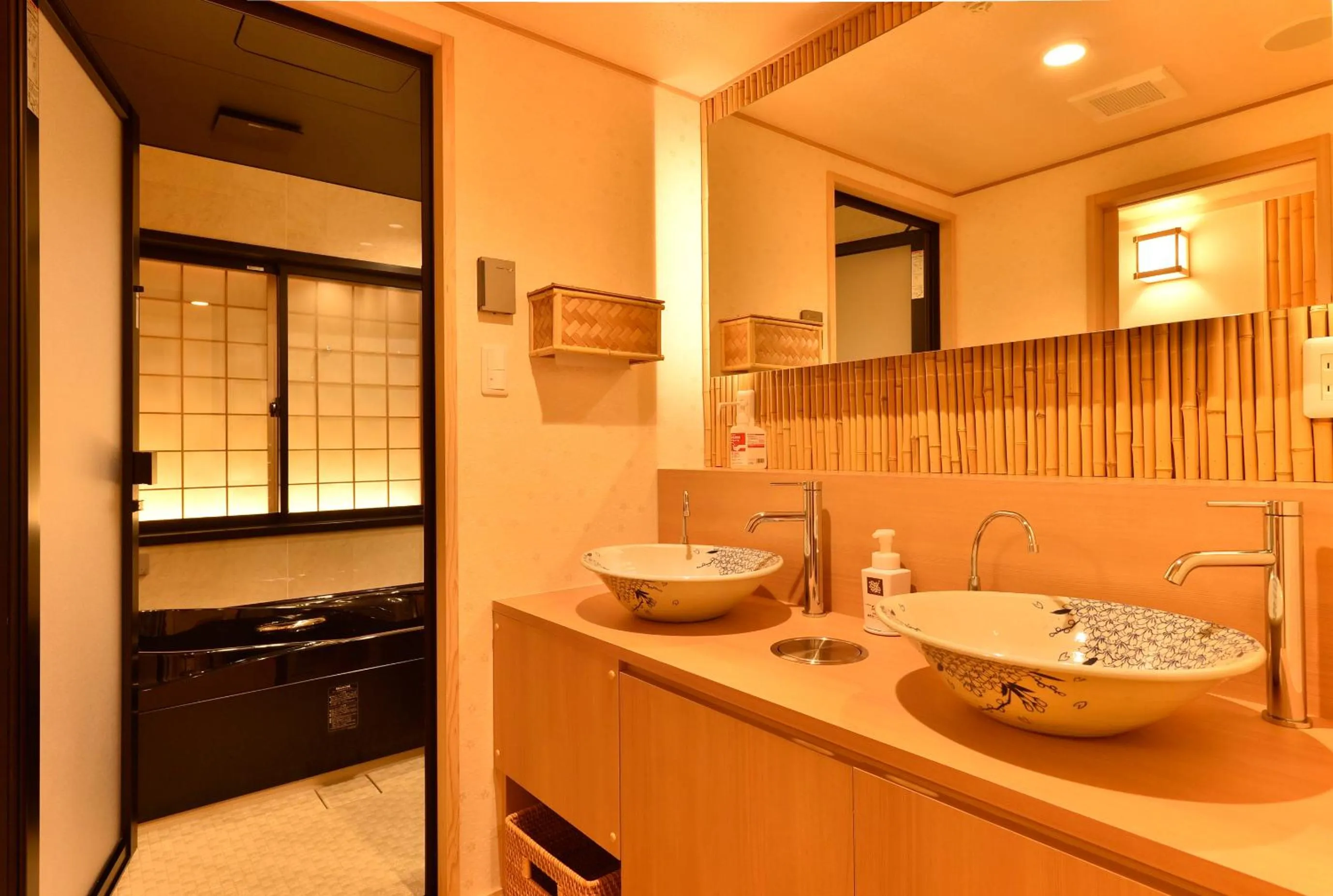 Matsui-Bekkan Hanakanzashi