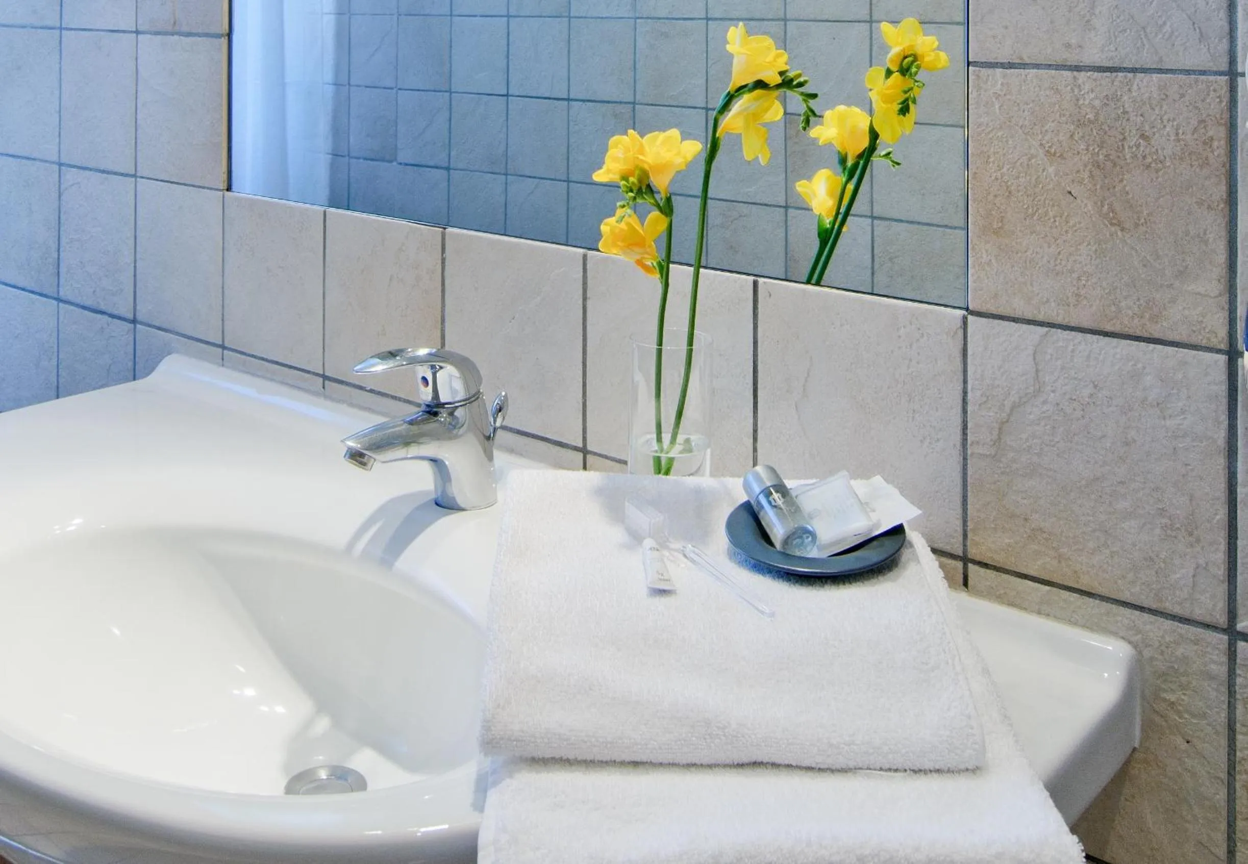 Bathroom in Antico Albergo Madonna