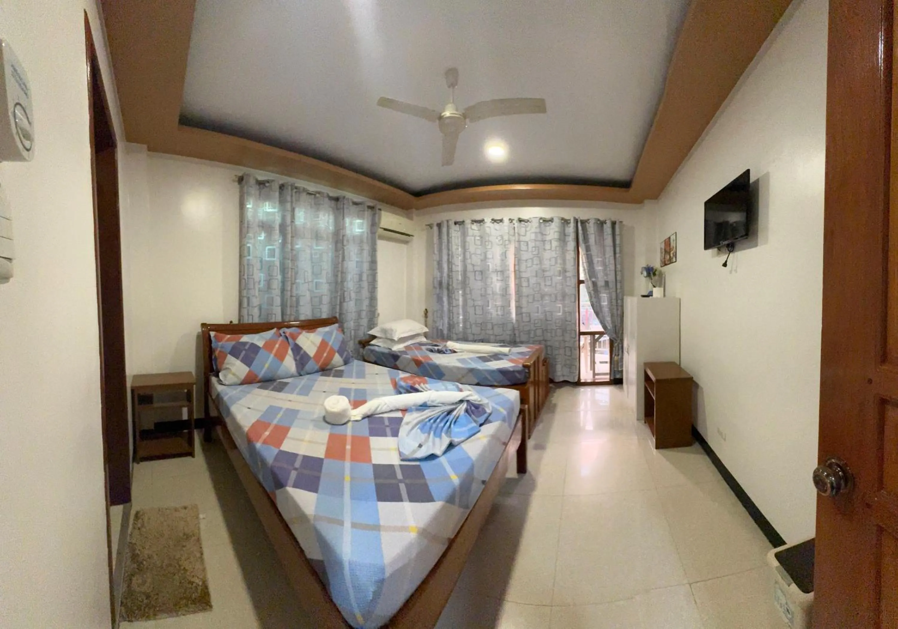 Bed in Buena's Haven Travelodge