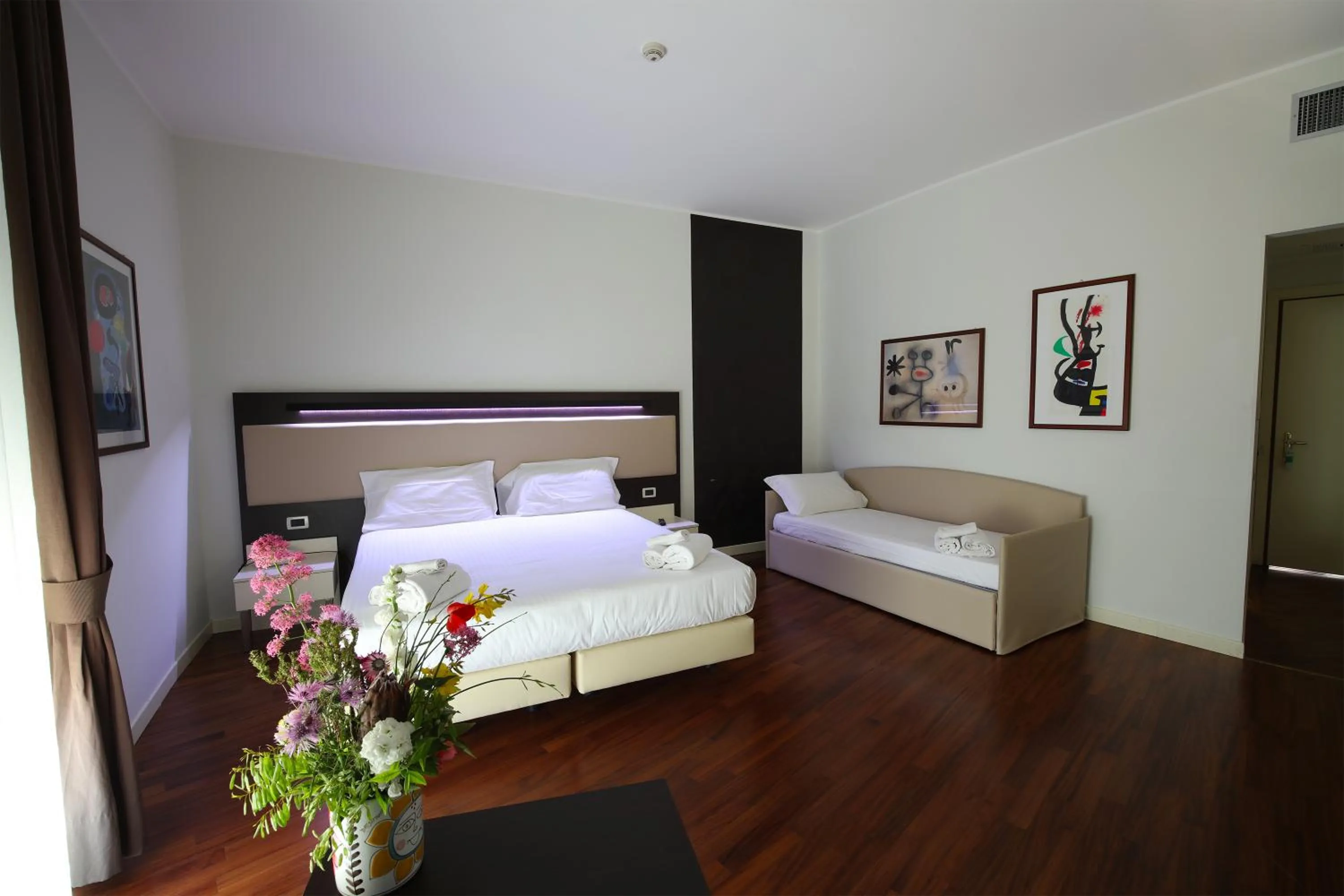 Bed in Grande Albergo Maugeri