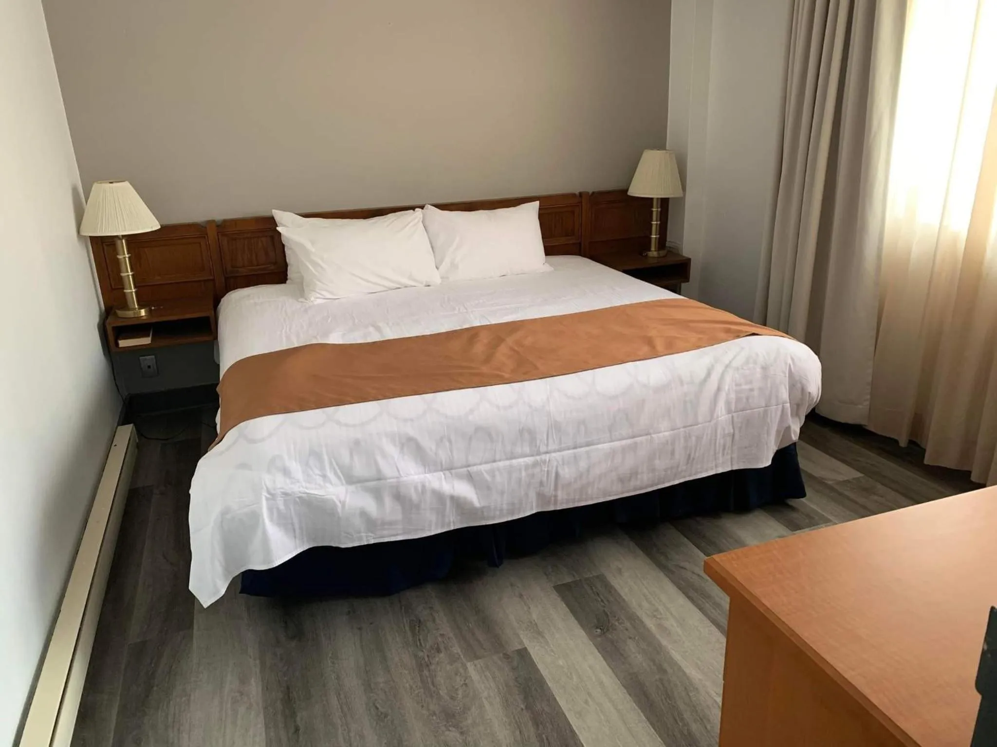 Lagoon City Pier One Resort