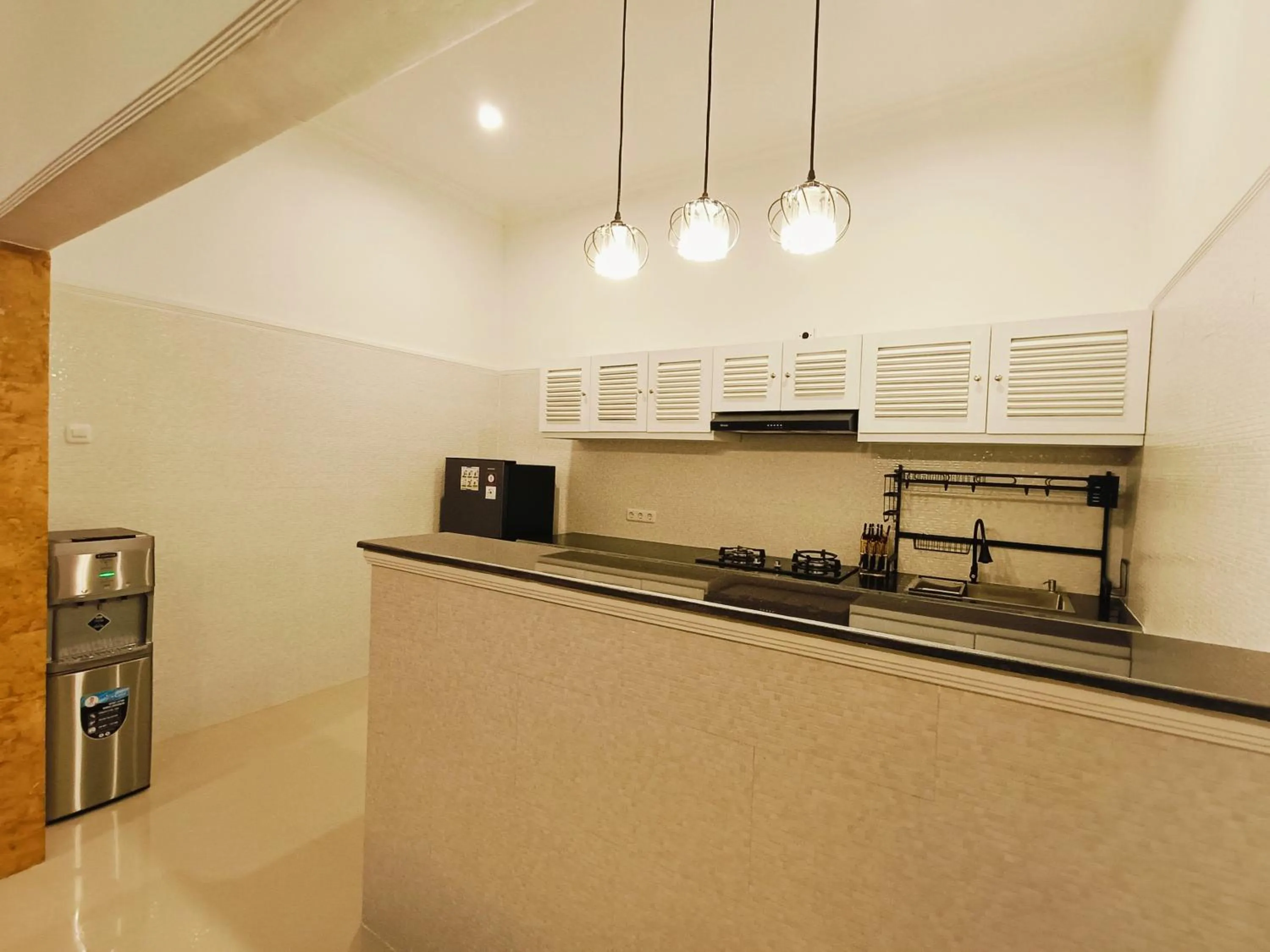 Kitchen or kitchenette in Villa TWIN FLOWER