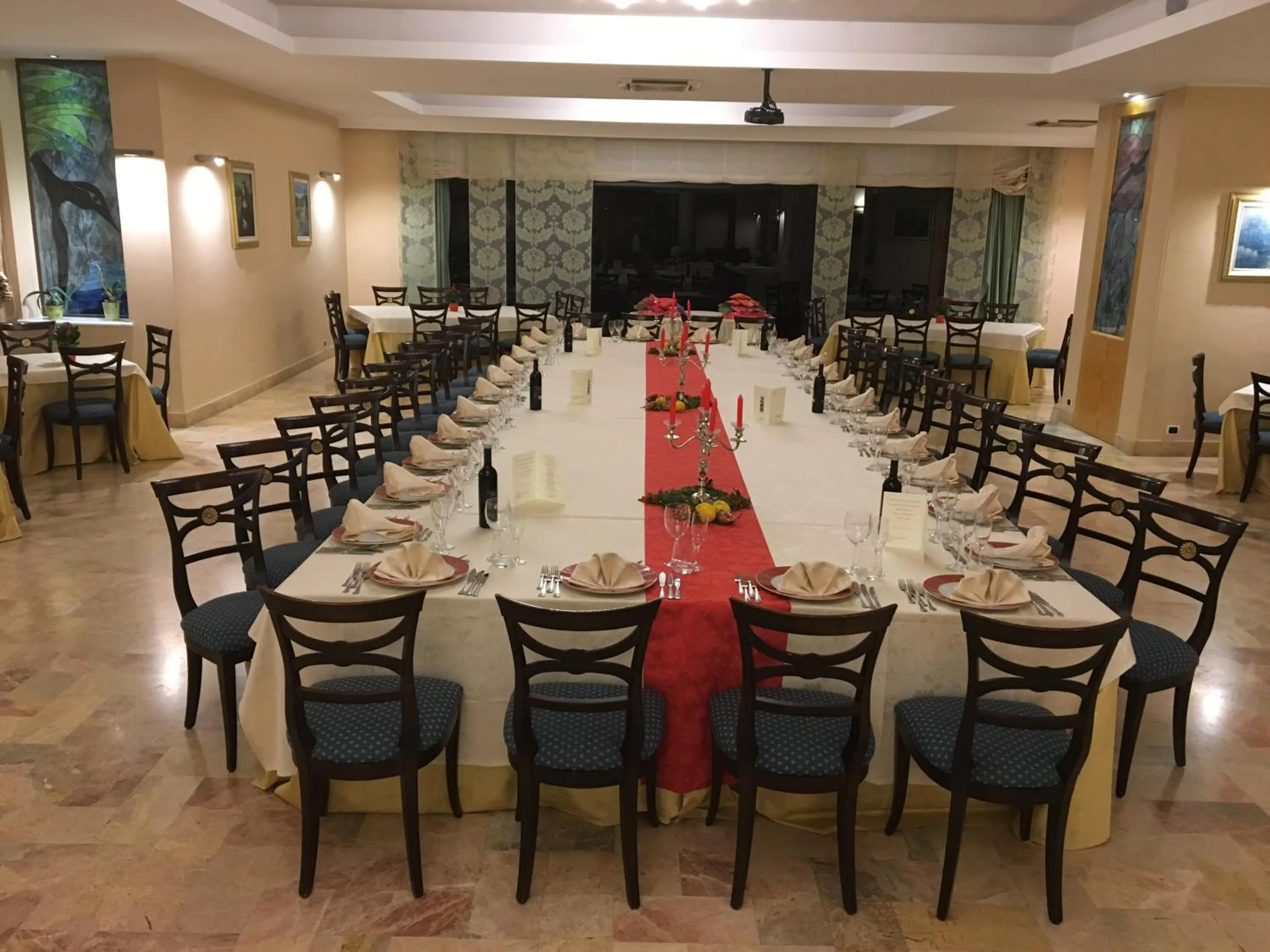 Banquet/Function facilities in Riviera Hotel