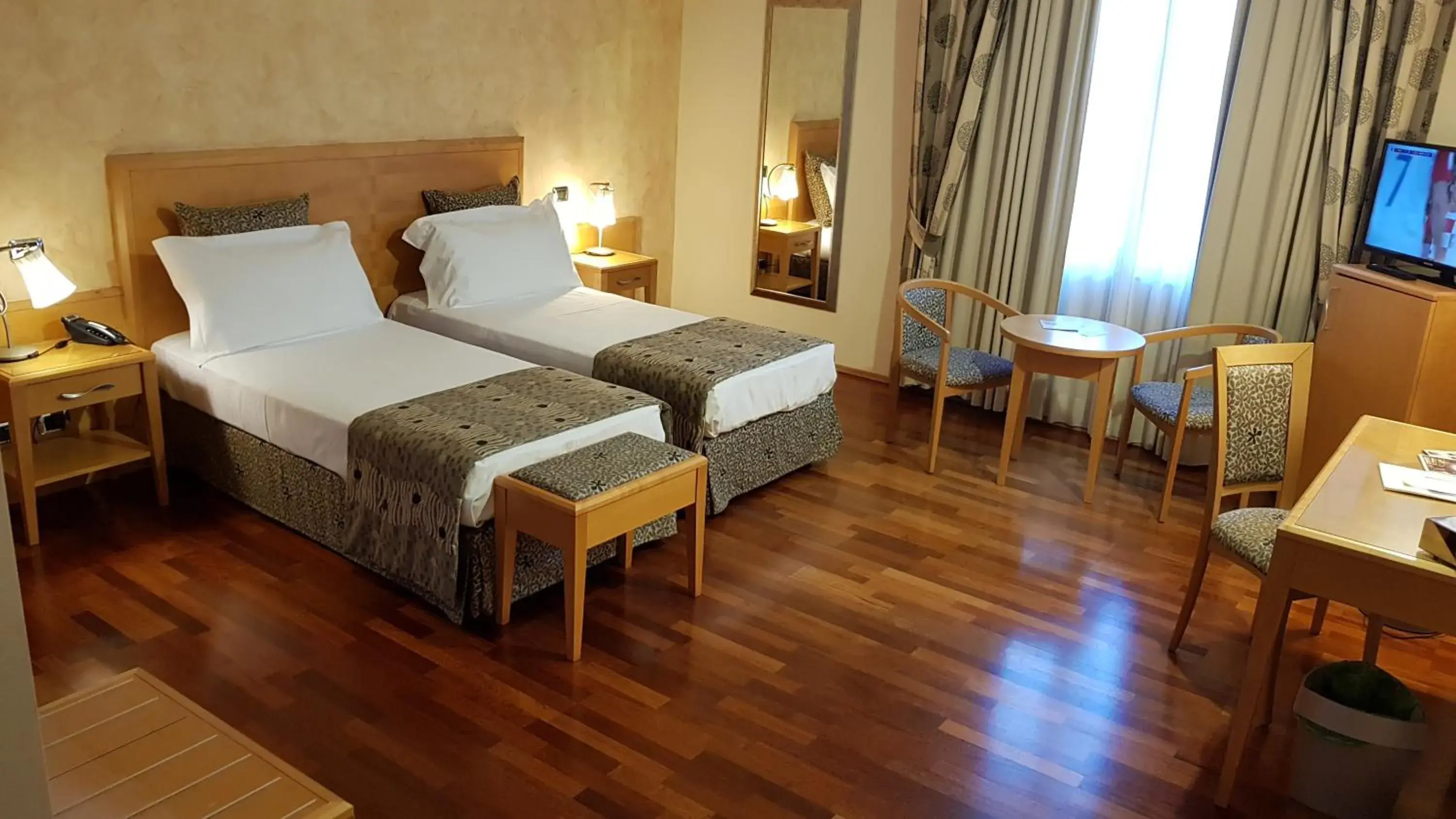 Twin Room in Riviera Hotel Twin Room in Riviera Hotel