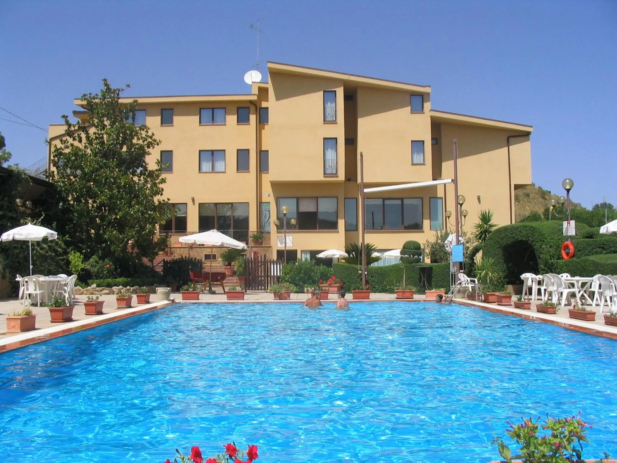 Facade/entrance in Riviera Hotel