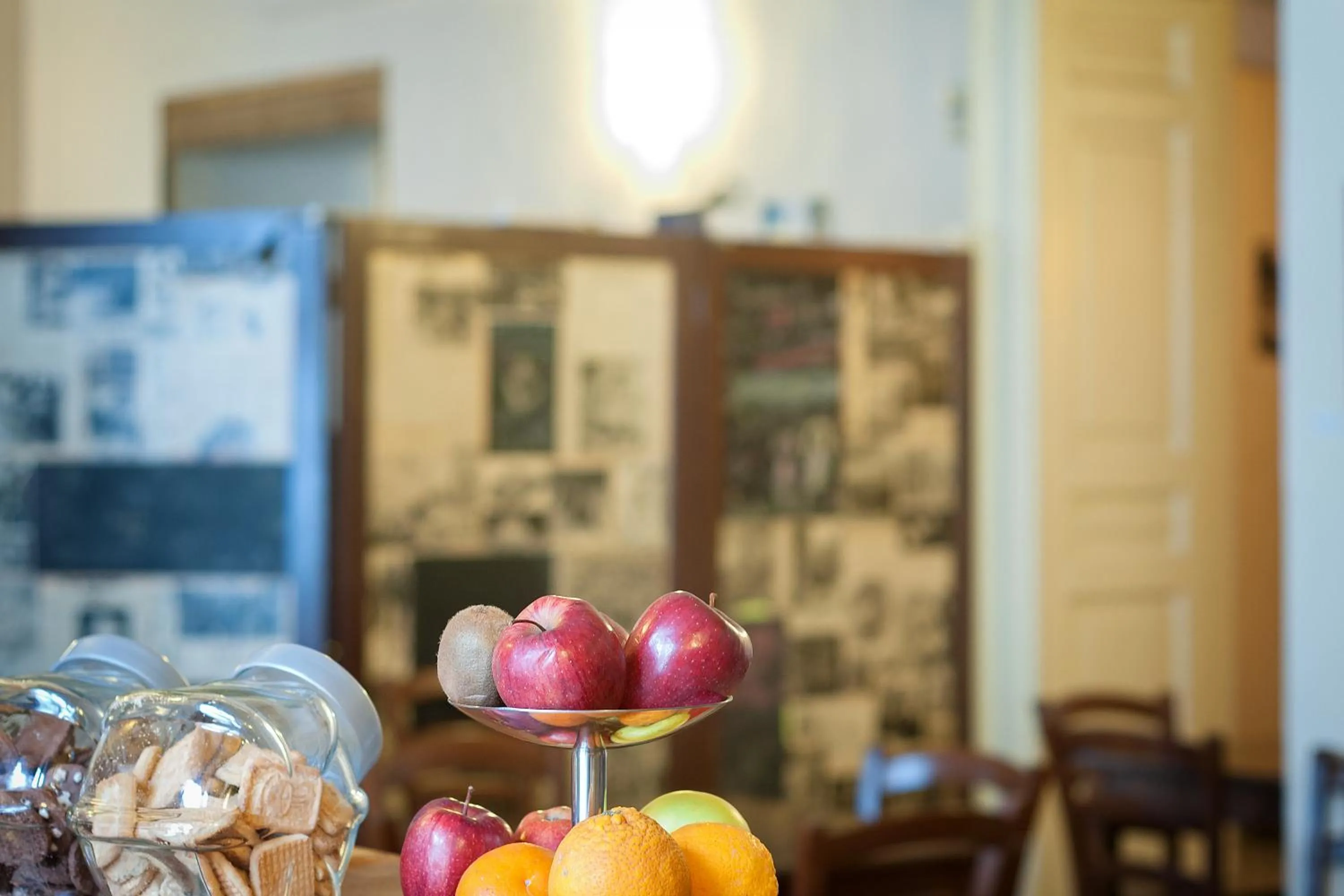 Restaurant/places to eat in Ostello degli Elefanti