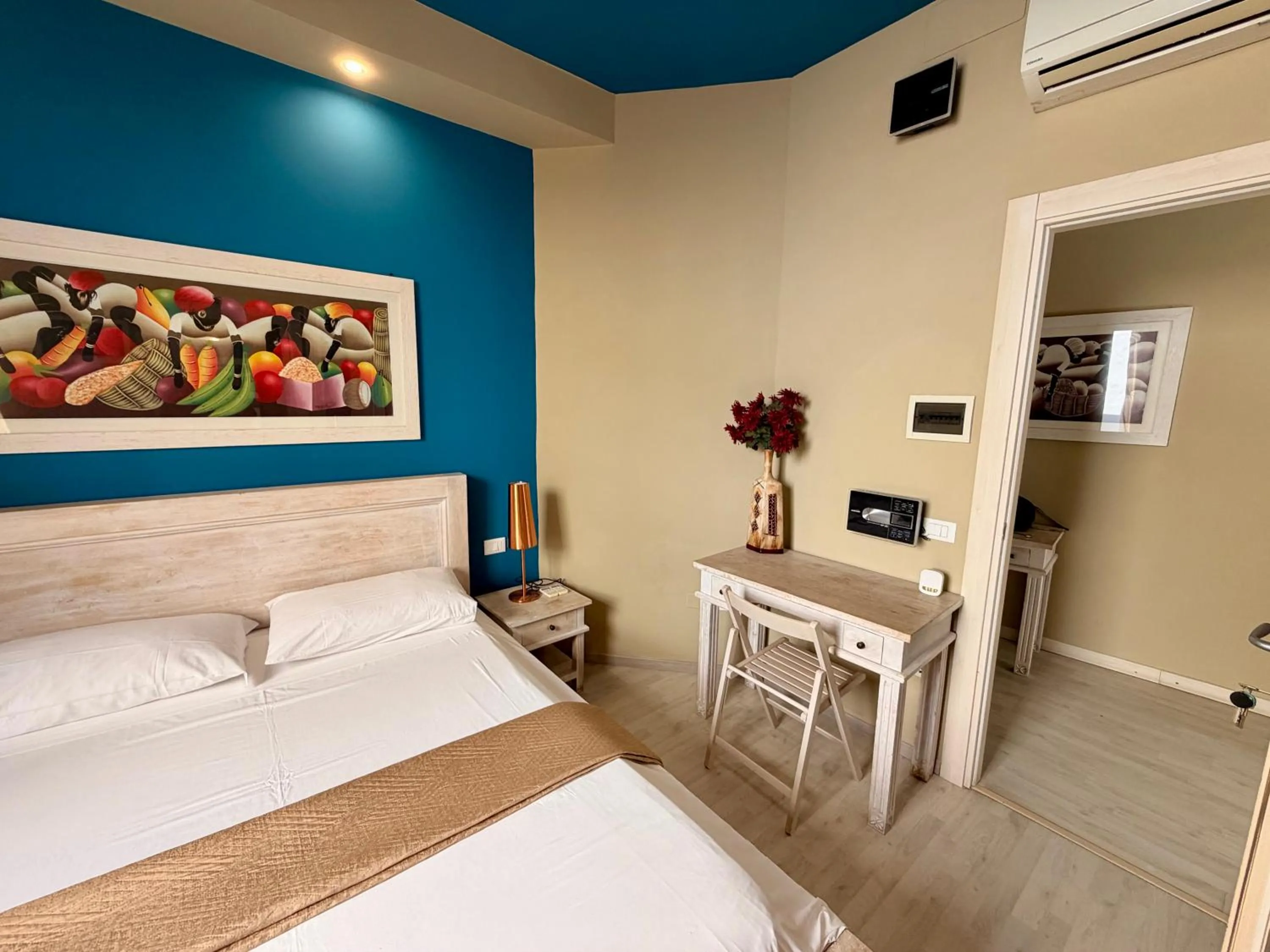 Standard Double Room in White House