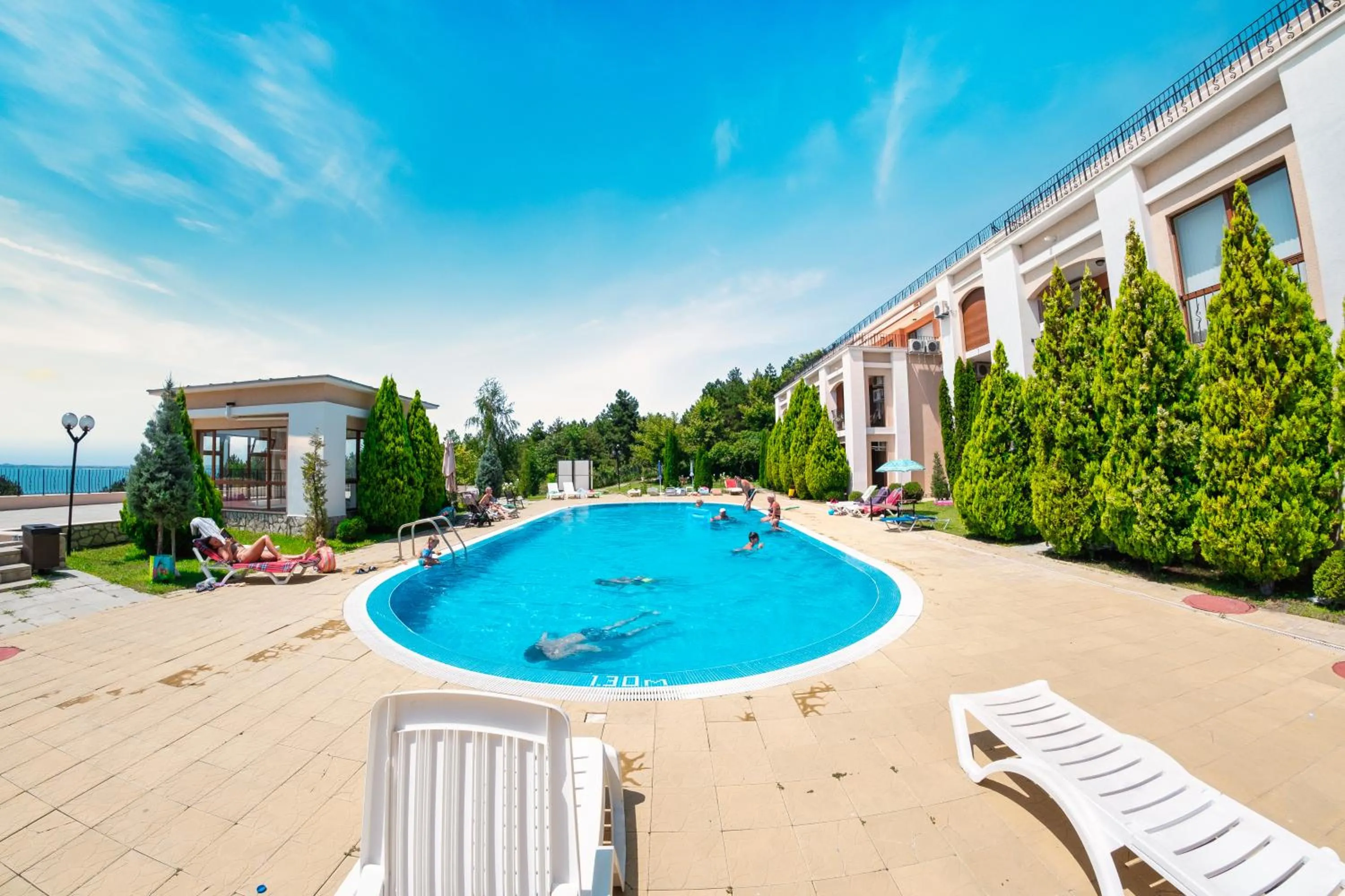 Swimming pool in Sea Fort Club Complex