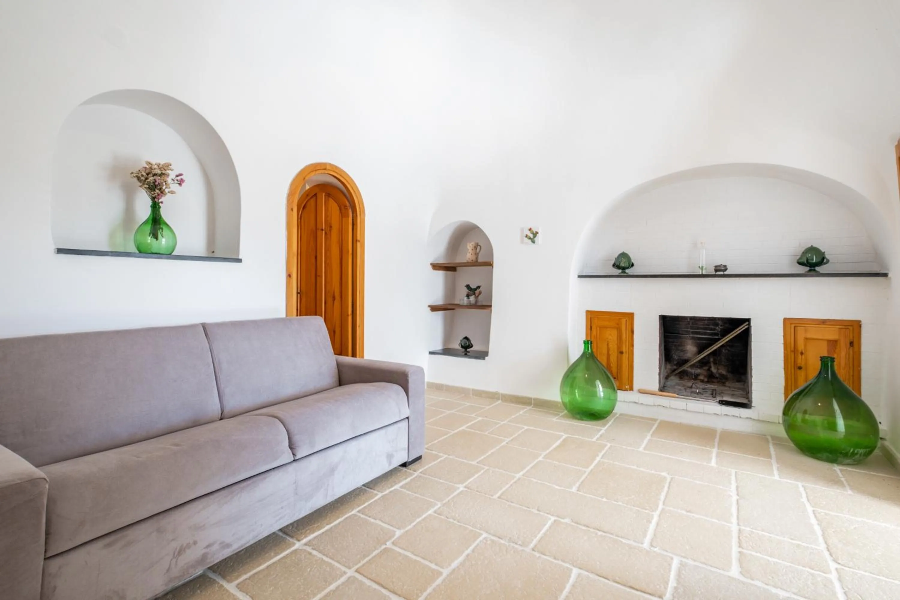 GuestHost - Trullo Bella Vista with patio & parking