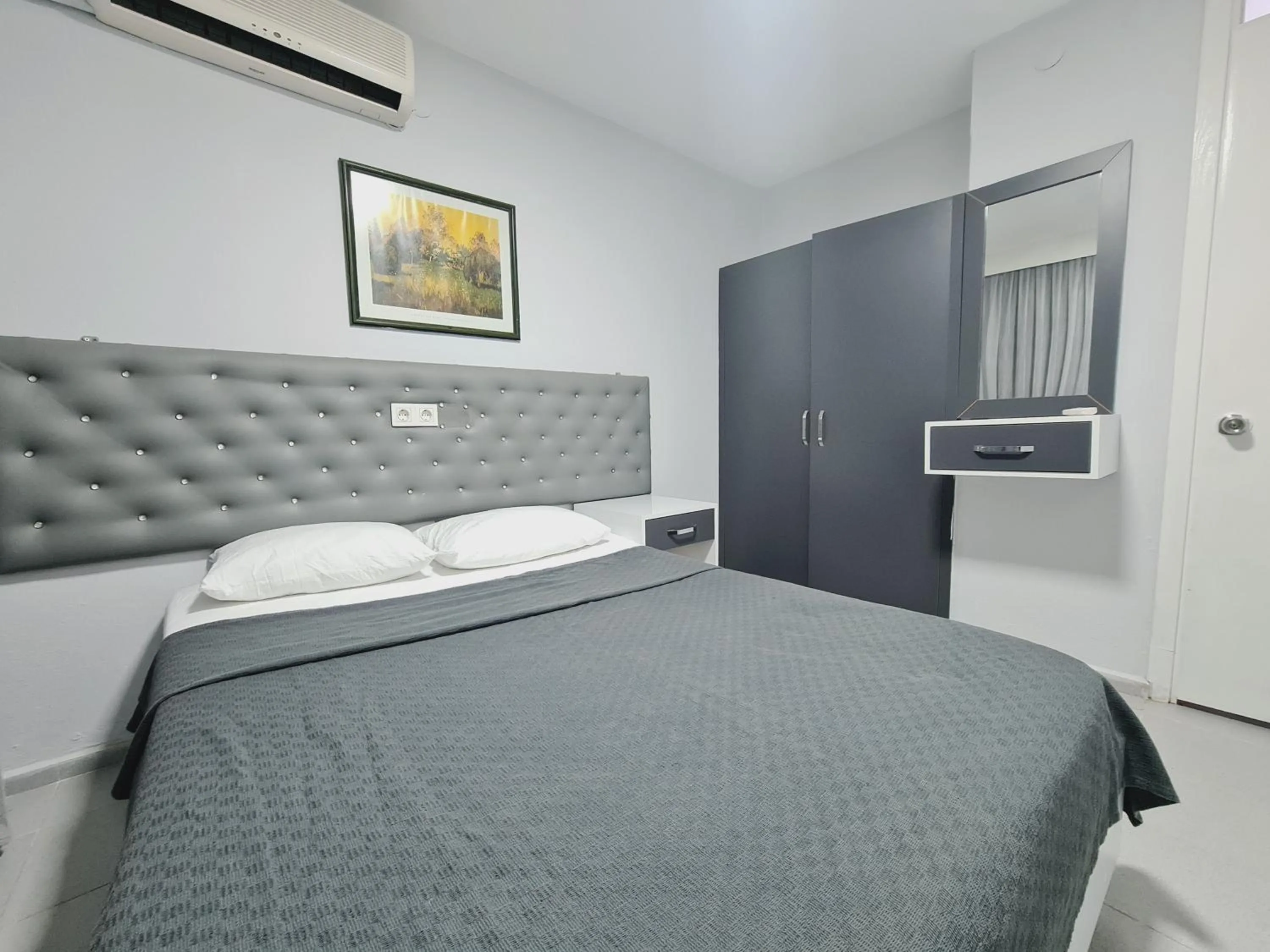 Bedroom, Bed in ALİBABAM APART OTEL