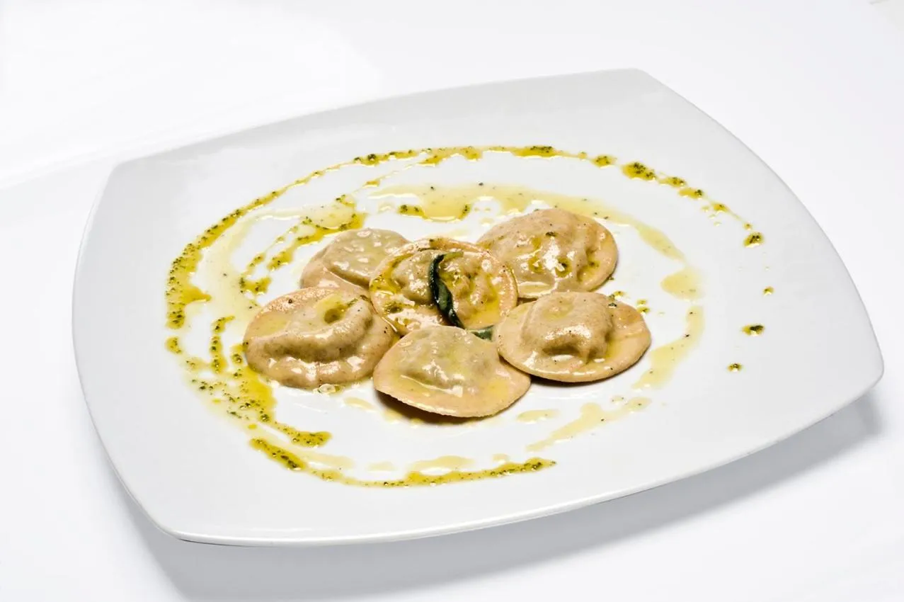 Restaurant/places to eat in Relais La Torre