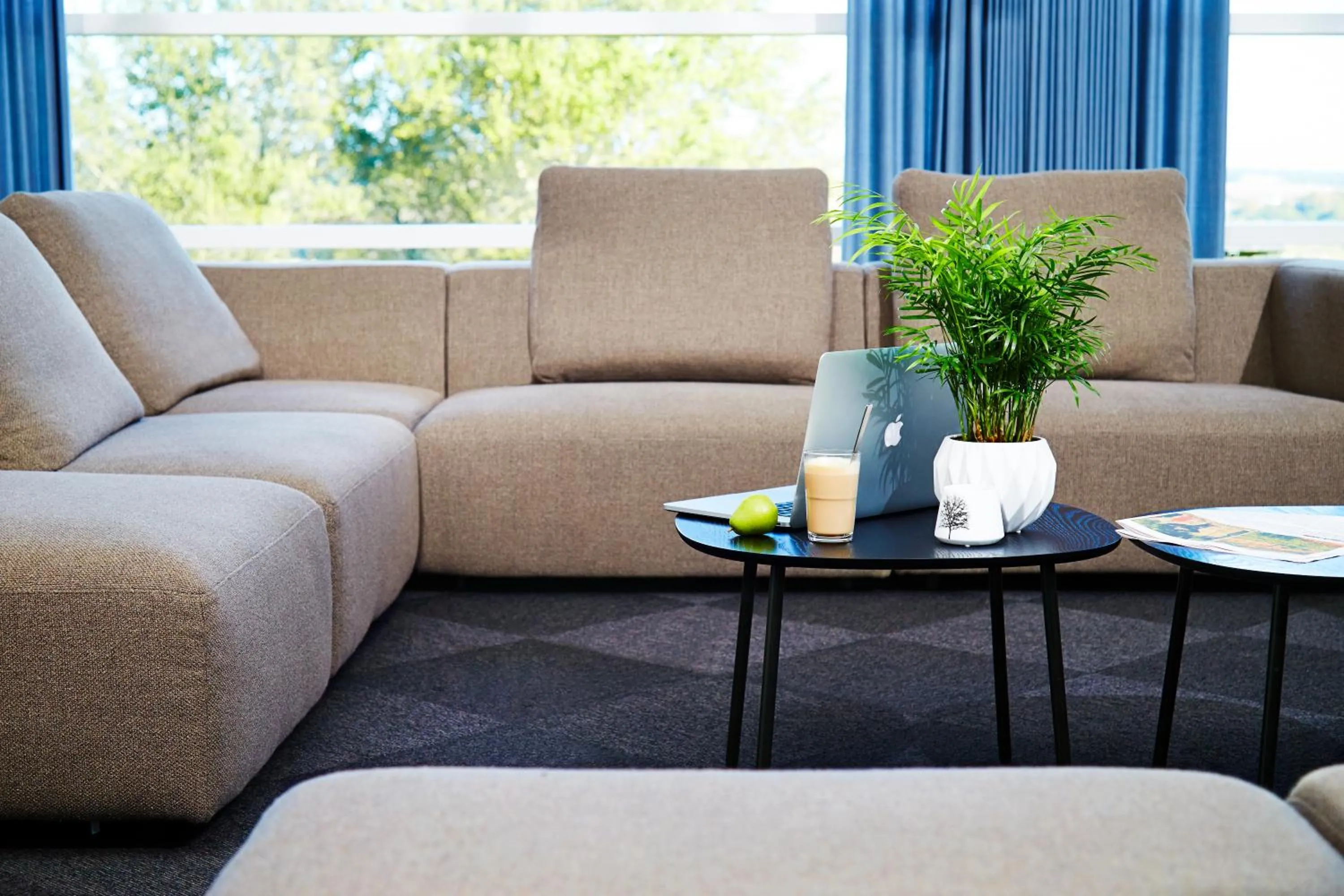 Lounge or bar in HORISONT Hotel & Konference