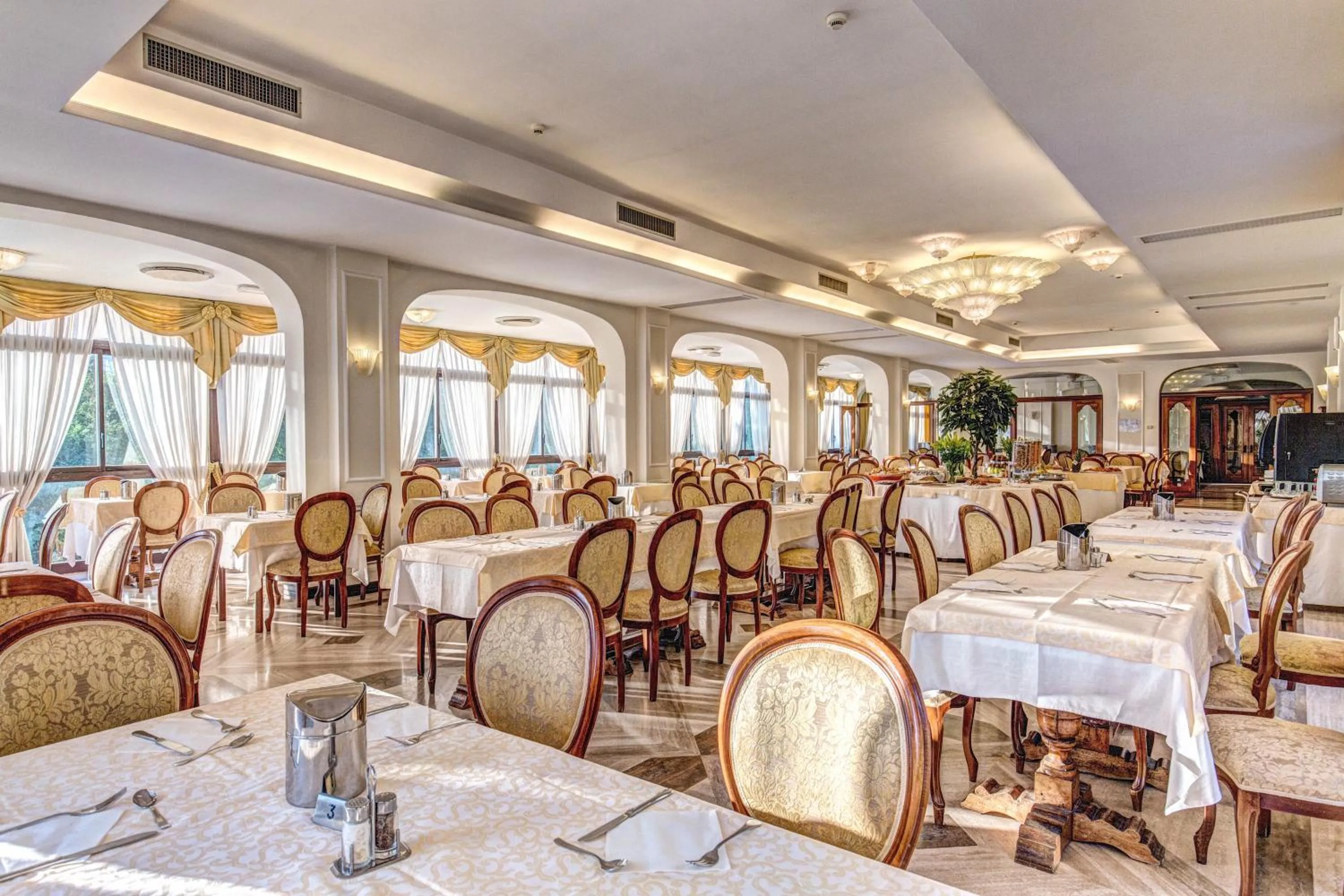 Restaurant/places to eat in Villa Romita