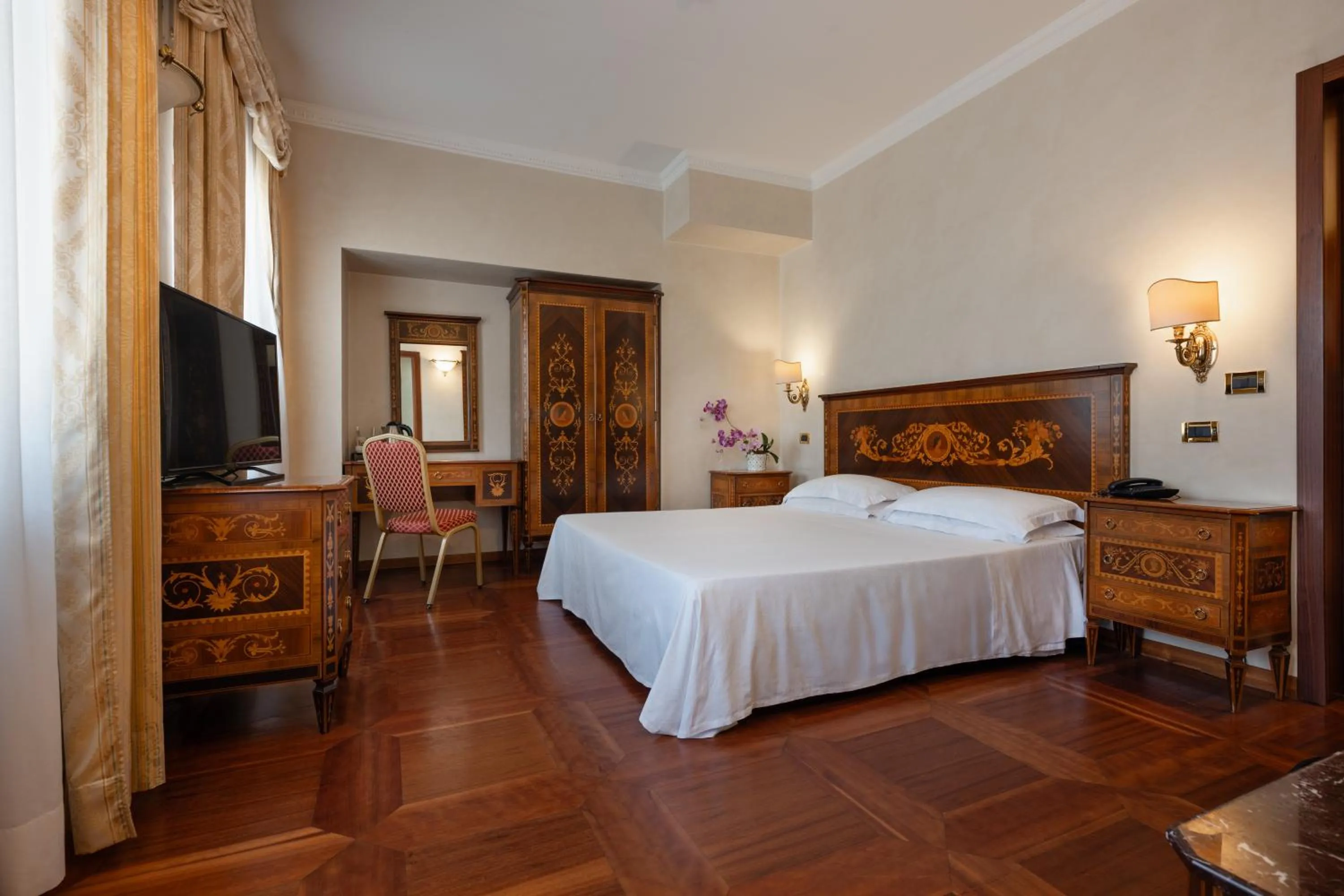 Bedroom, Bed in Hotel Stendhal