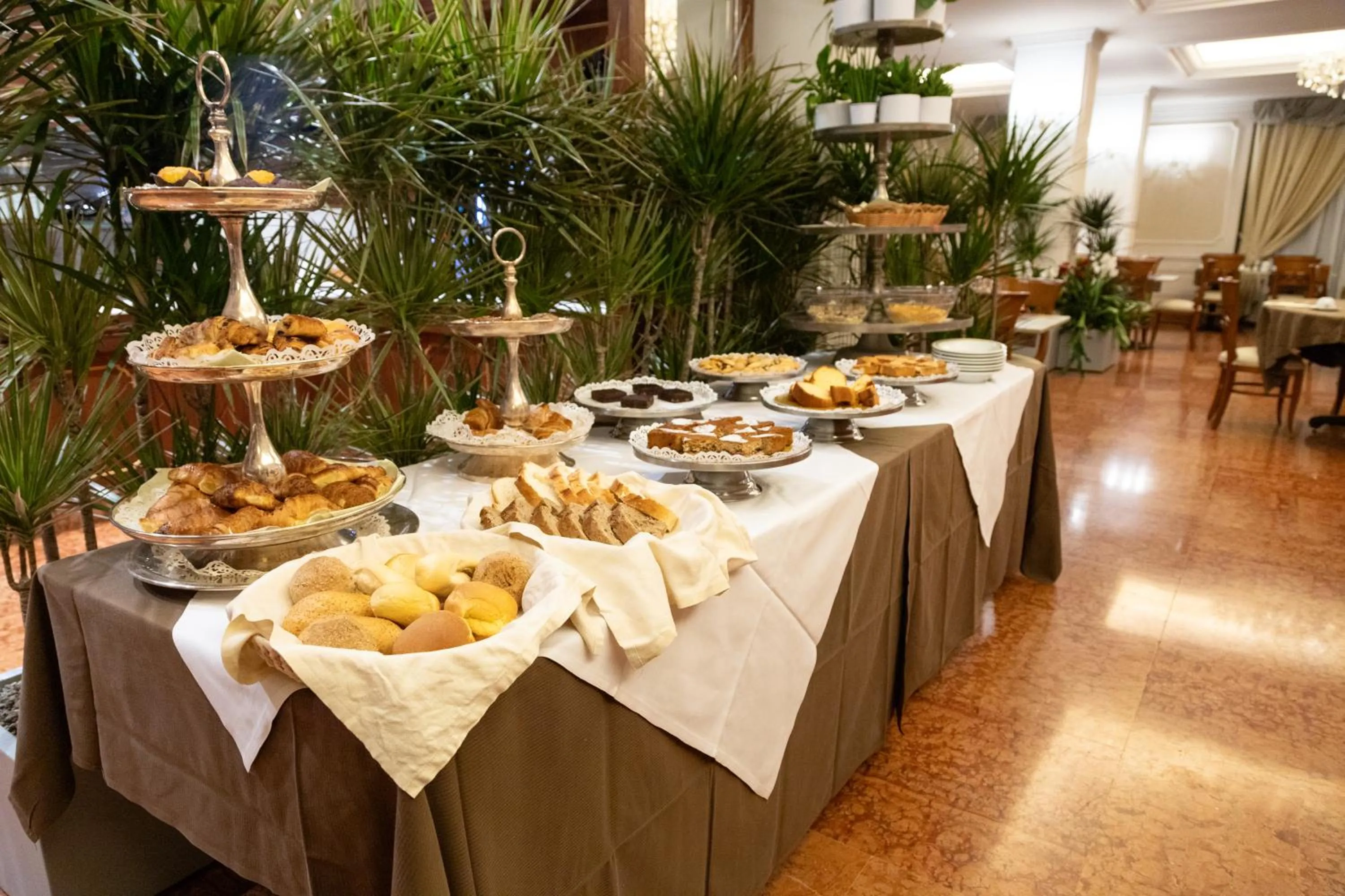 Breakfast in Hotel Stendhal