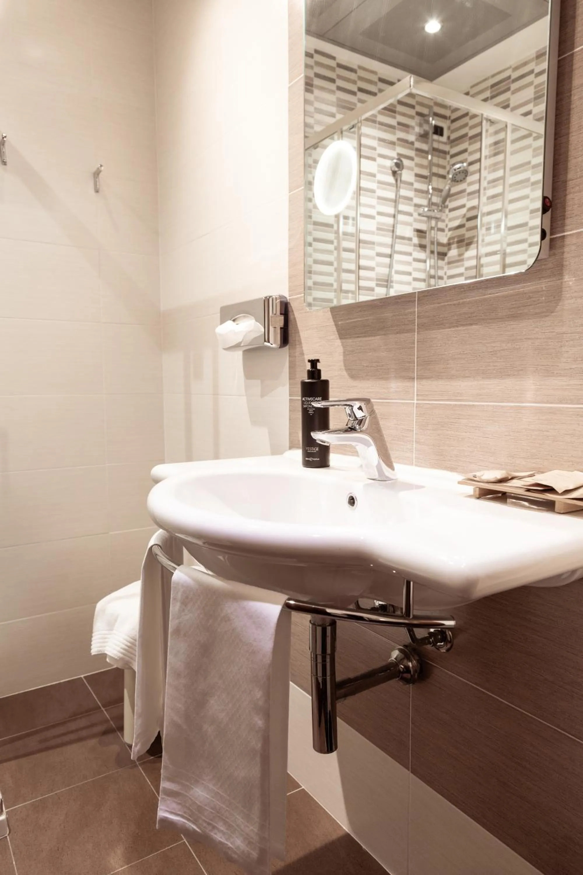 Bathroom in Hotel Stendhal