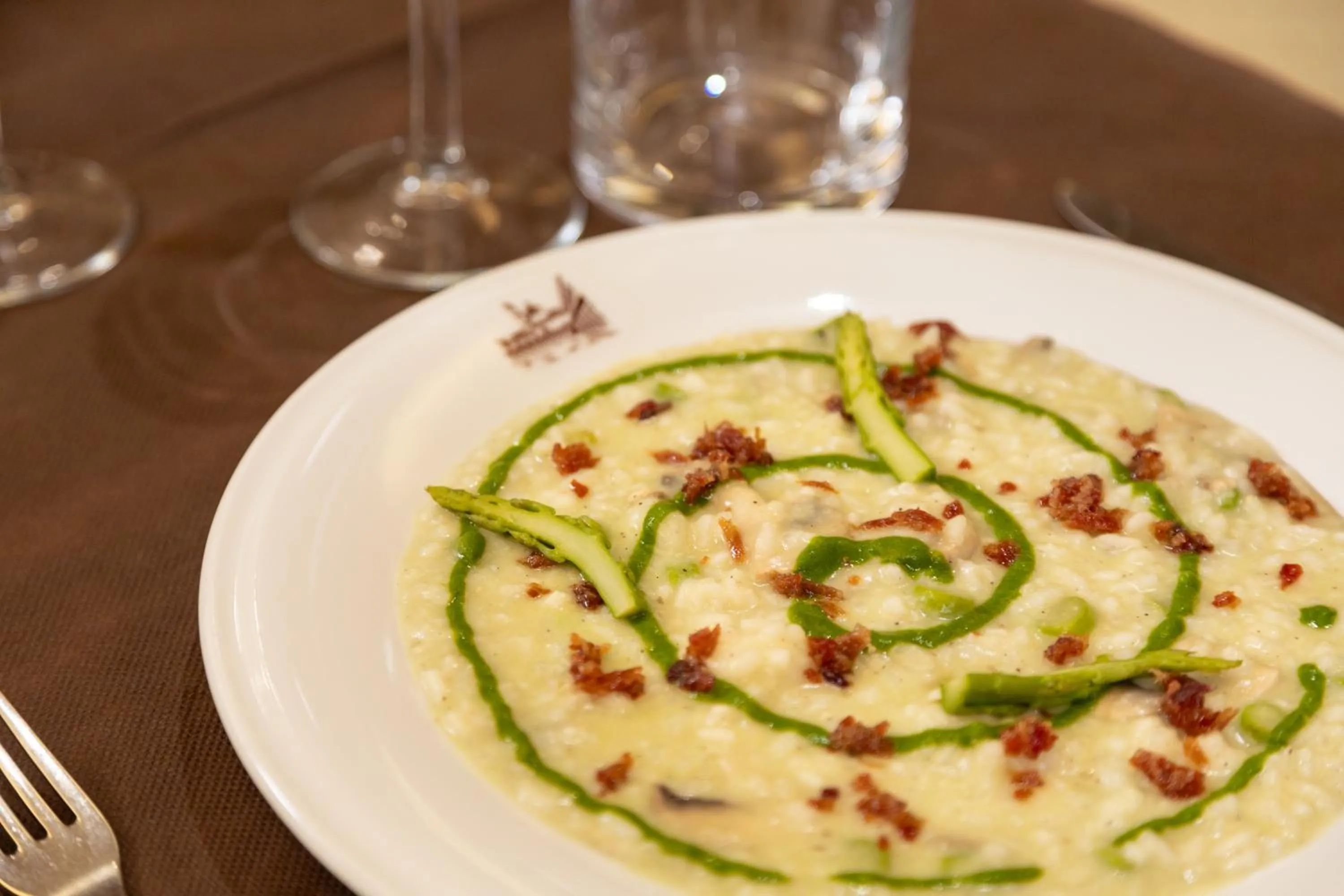 Restaurant/places to eat in Hotel Stendhal