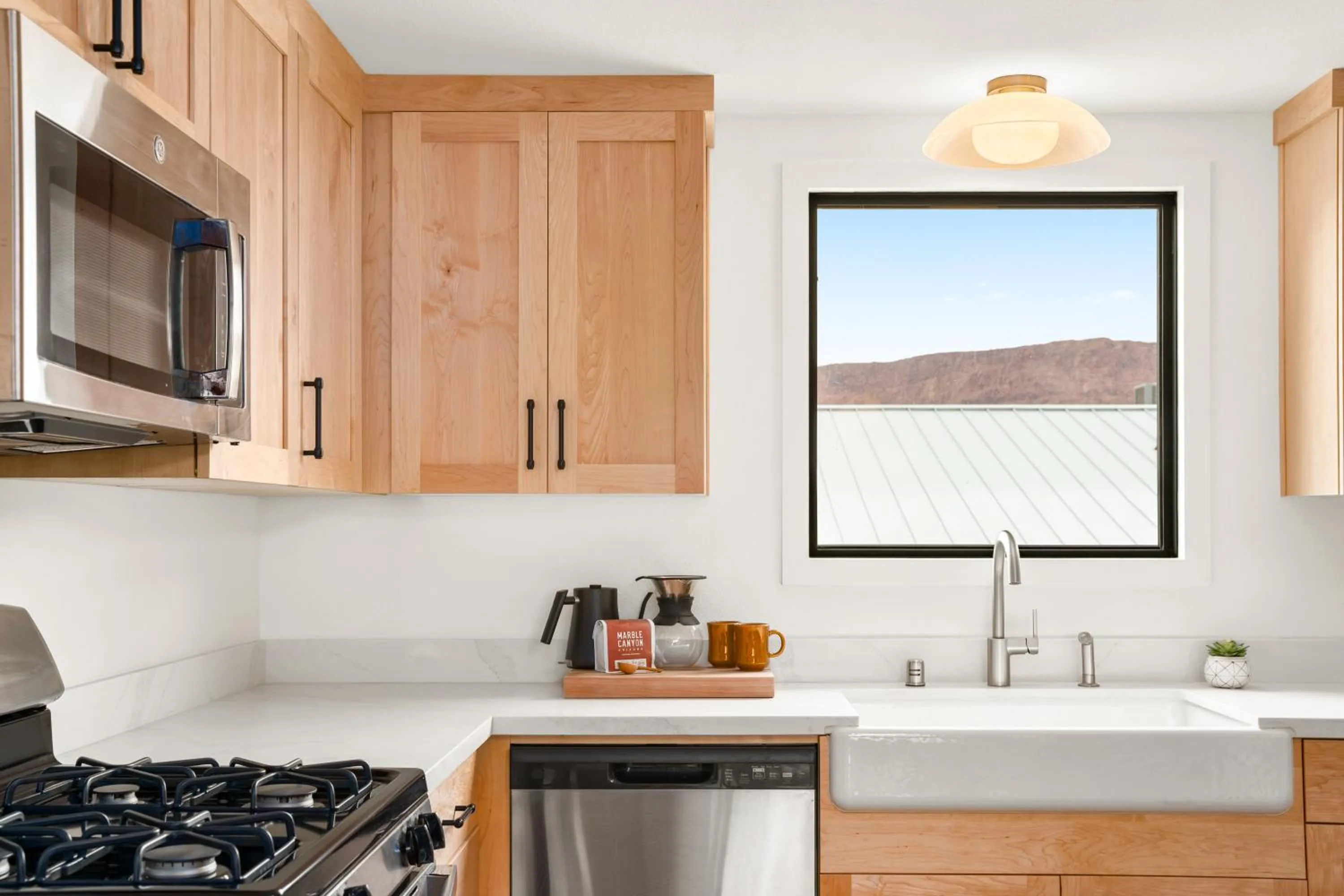Kitchen or kitchenette in Marble Canyon Lodge