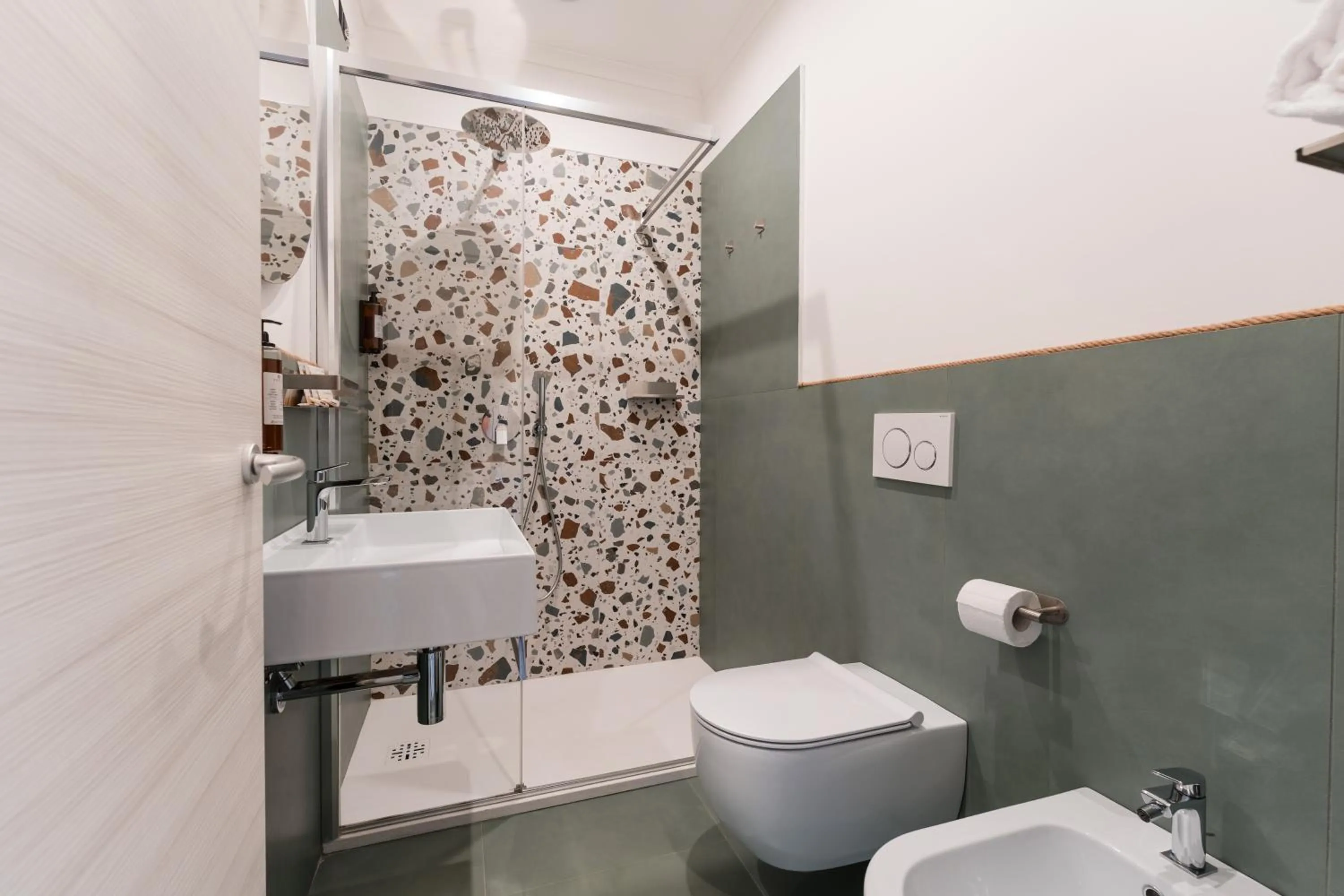 Bathroom in Hotel Stella Del Mare