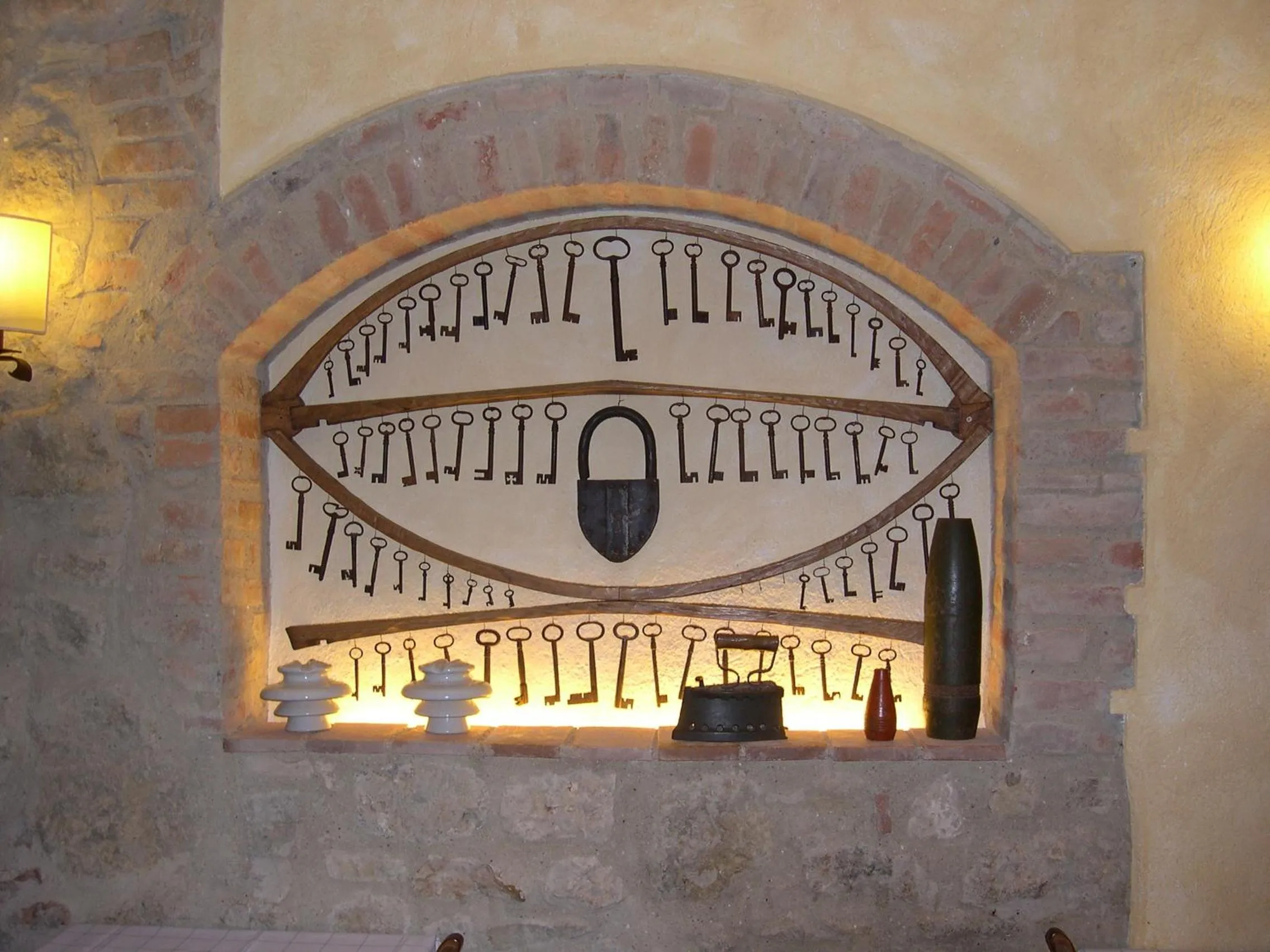 Decorative detail in Hotel Sovestro