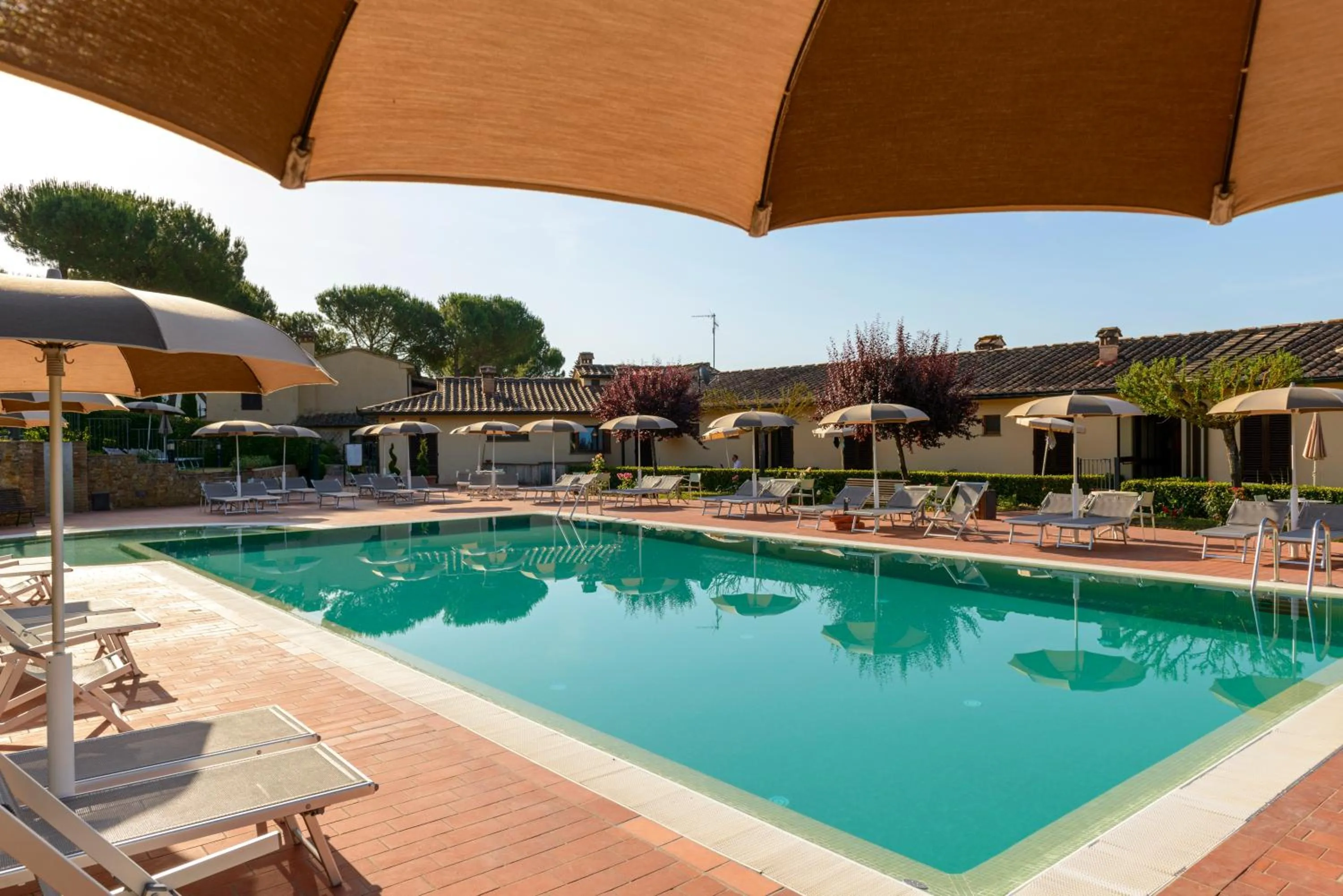 Swimming pool in Hotel Sovestro