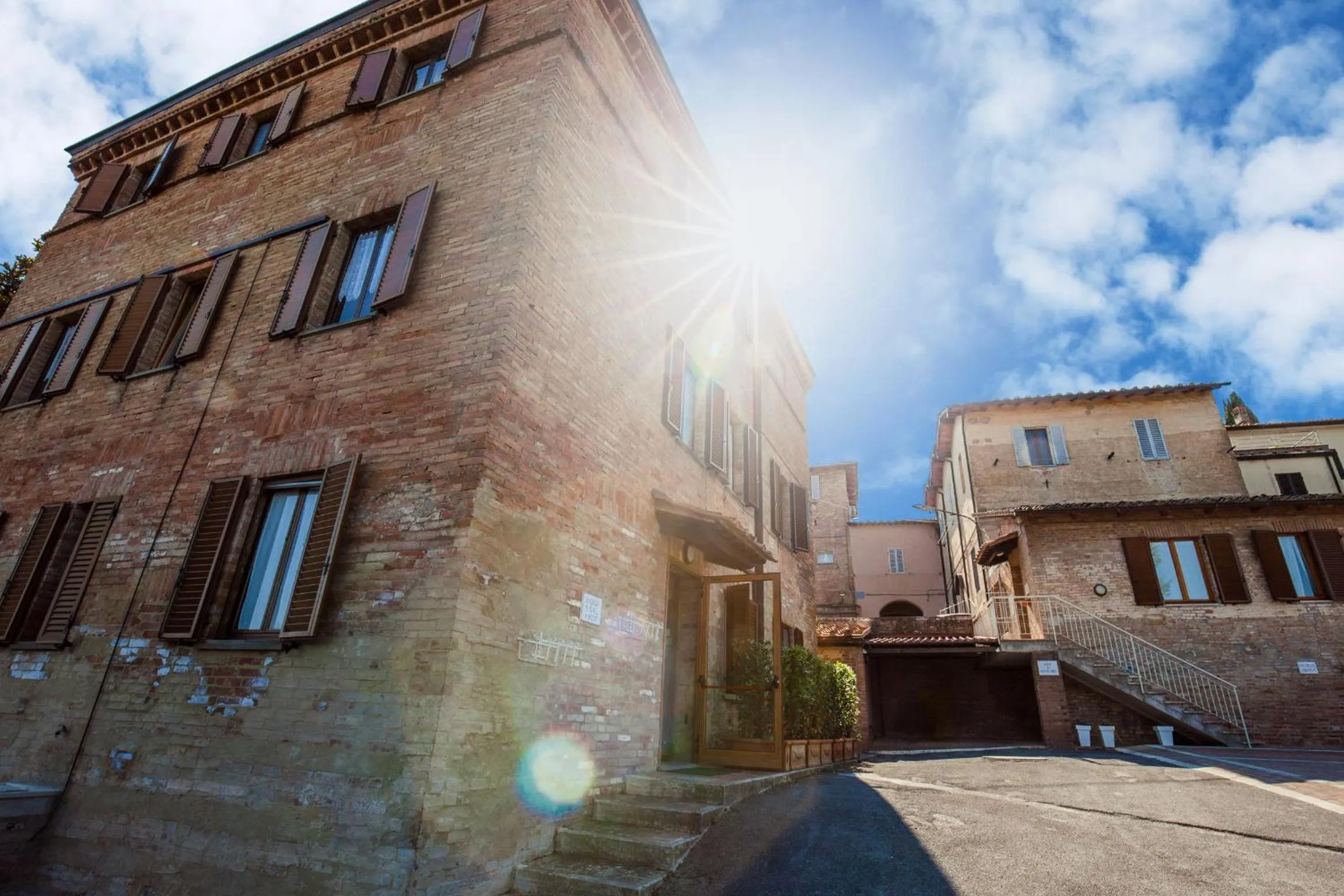 Property building in Hotel Porta Romana di Luce Hotels