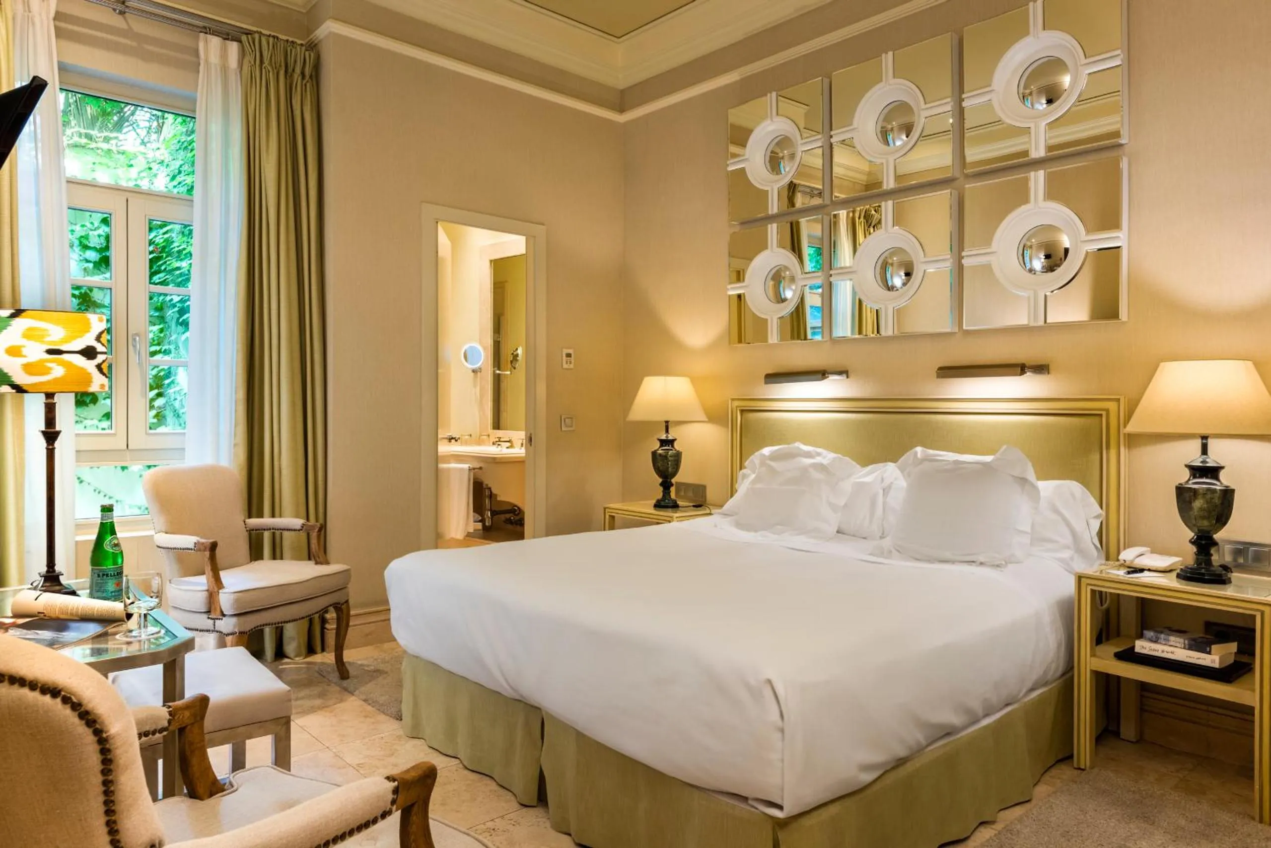 Photo of the whole room, Bed in Hotel Casa Del Poeta