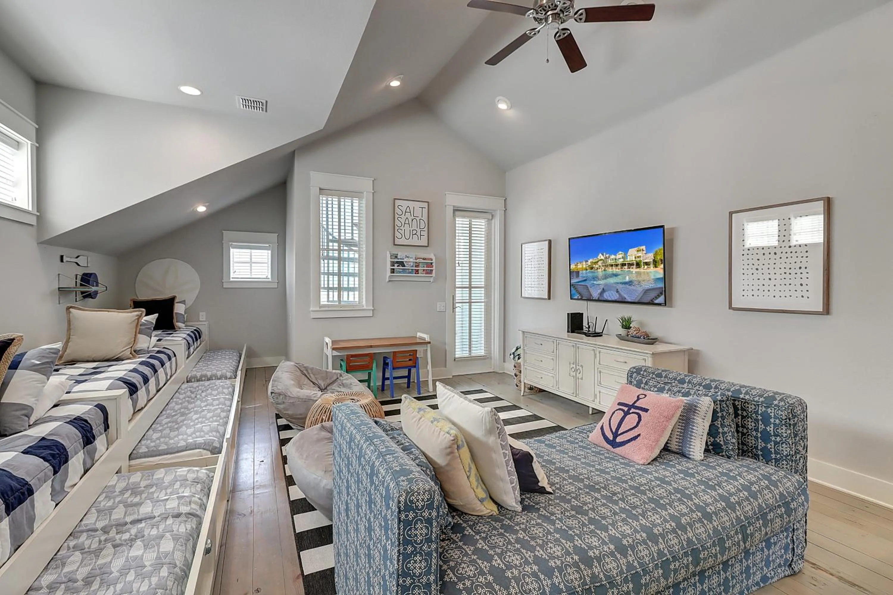 Other, Bed in Anchors Away 130 FI