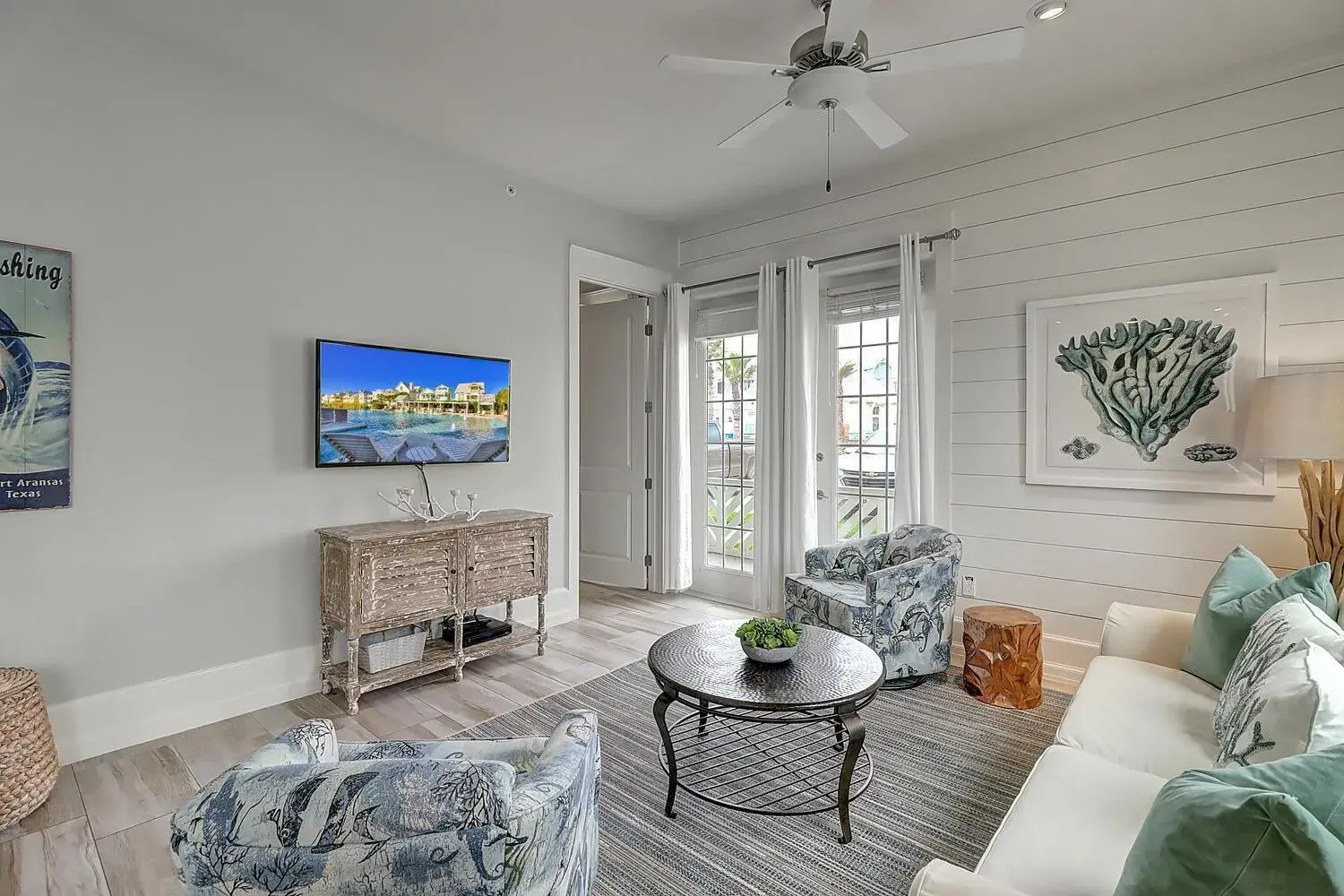 Blue Lagoon TC 10102 Blue Lagoon TC 10102