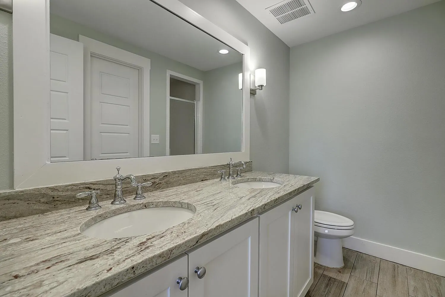 Other in Shells on the Beach TC 2104