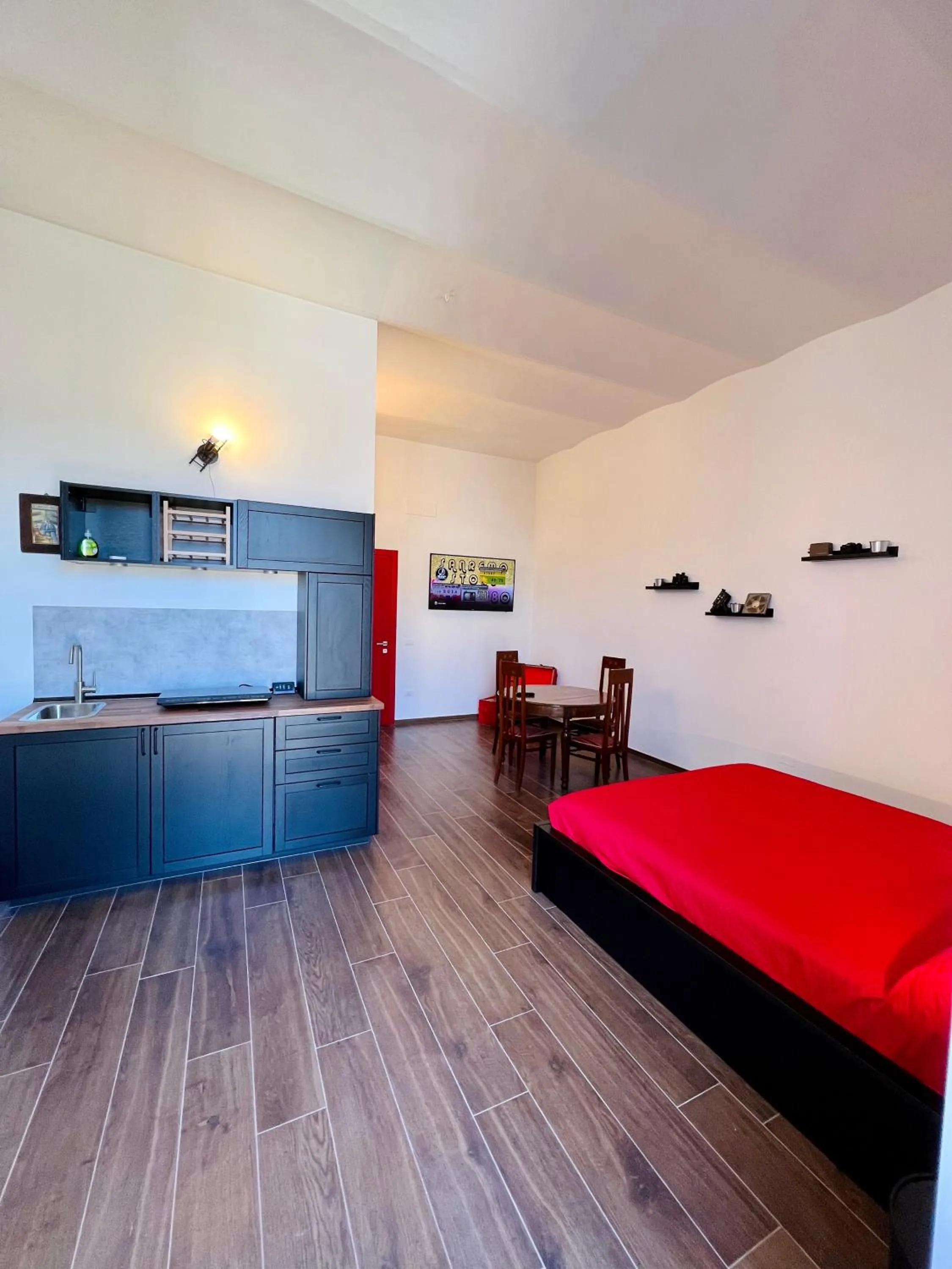 Photo of the whole room, Bed in B&B letterario Palazzo Pistocchi