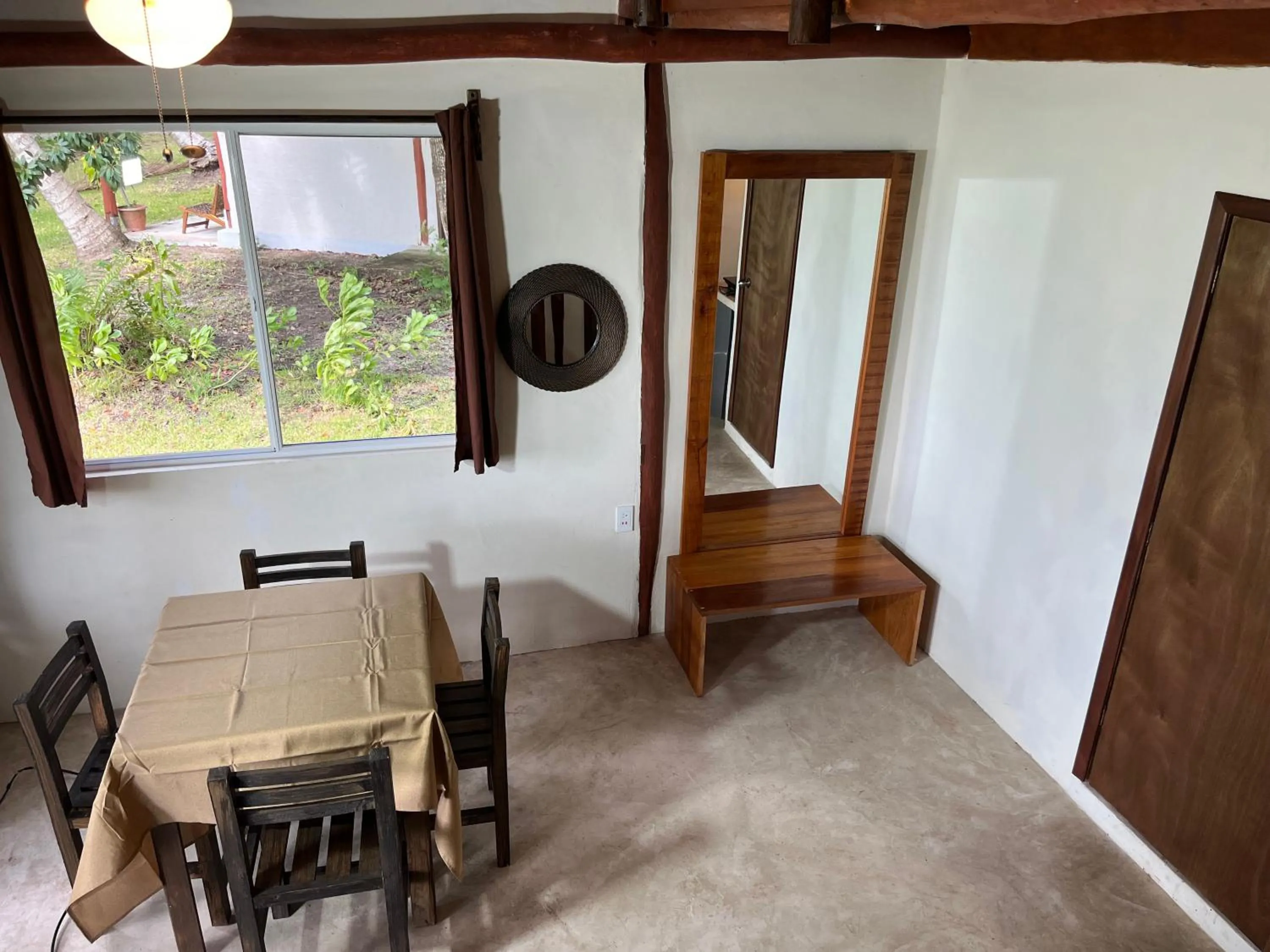 Embajada Universal By La Eufemia Group