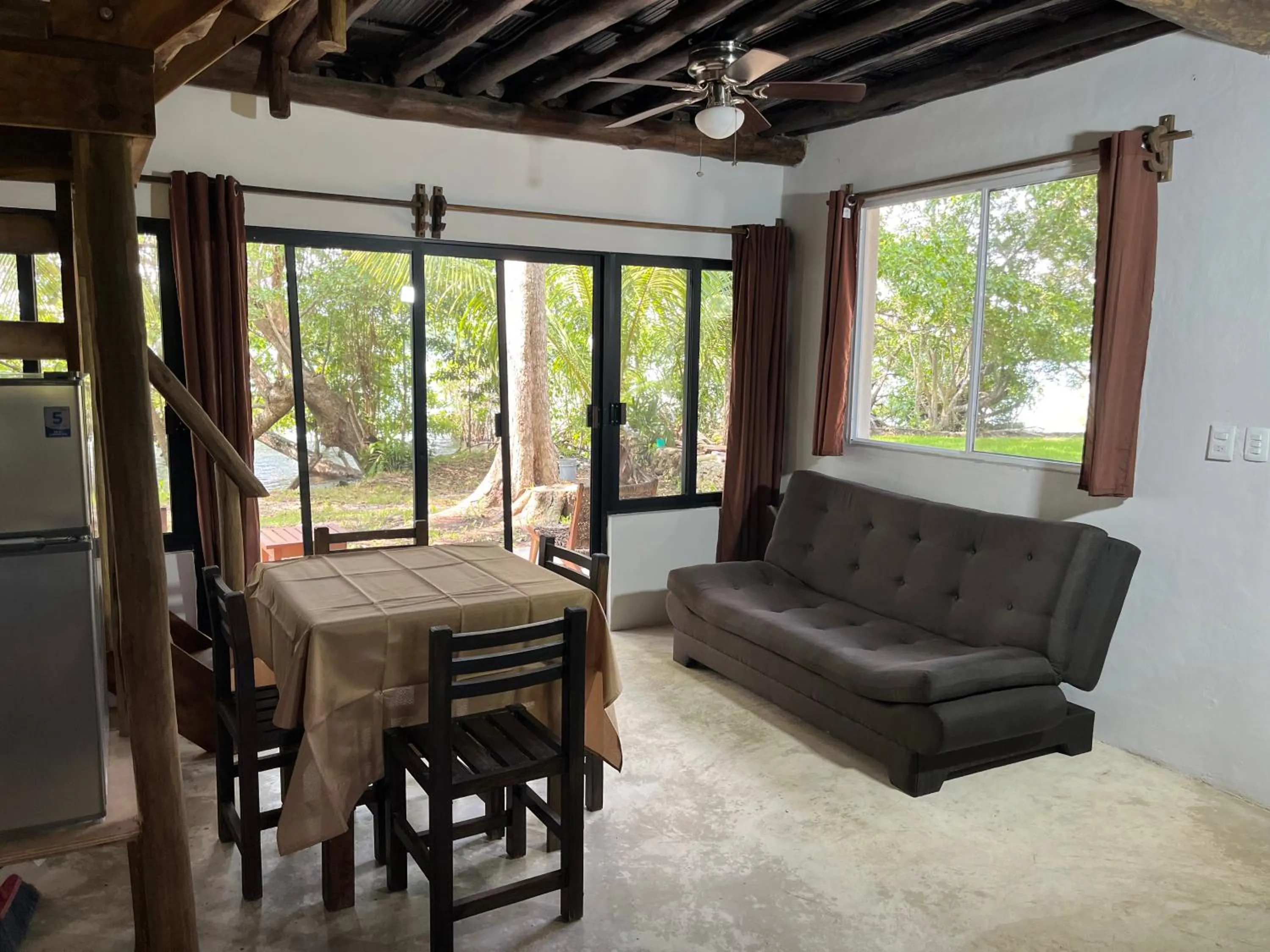 Embajada Universal By La Eufemia Group