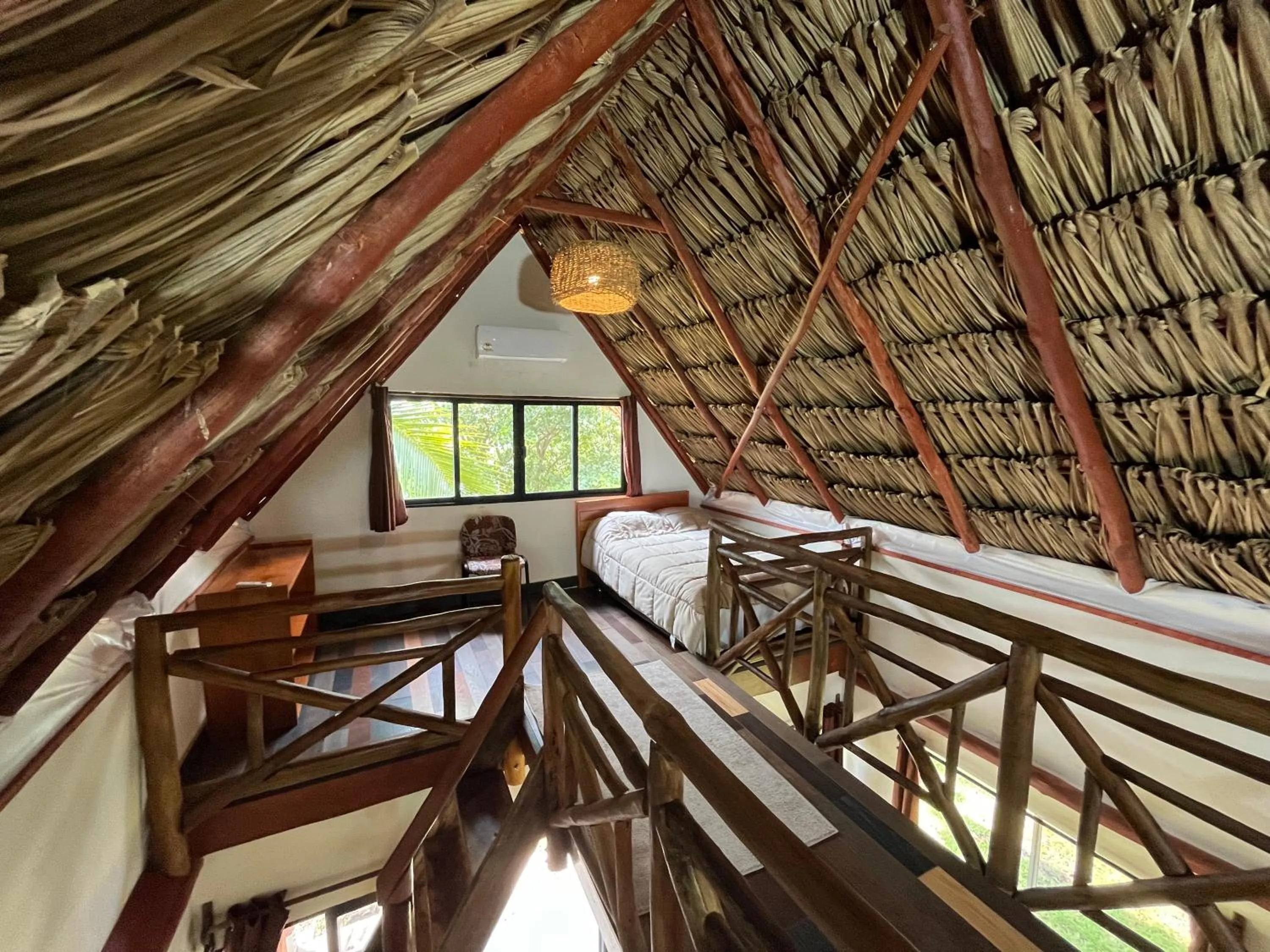 Embajada Universal By La Eufemia Group