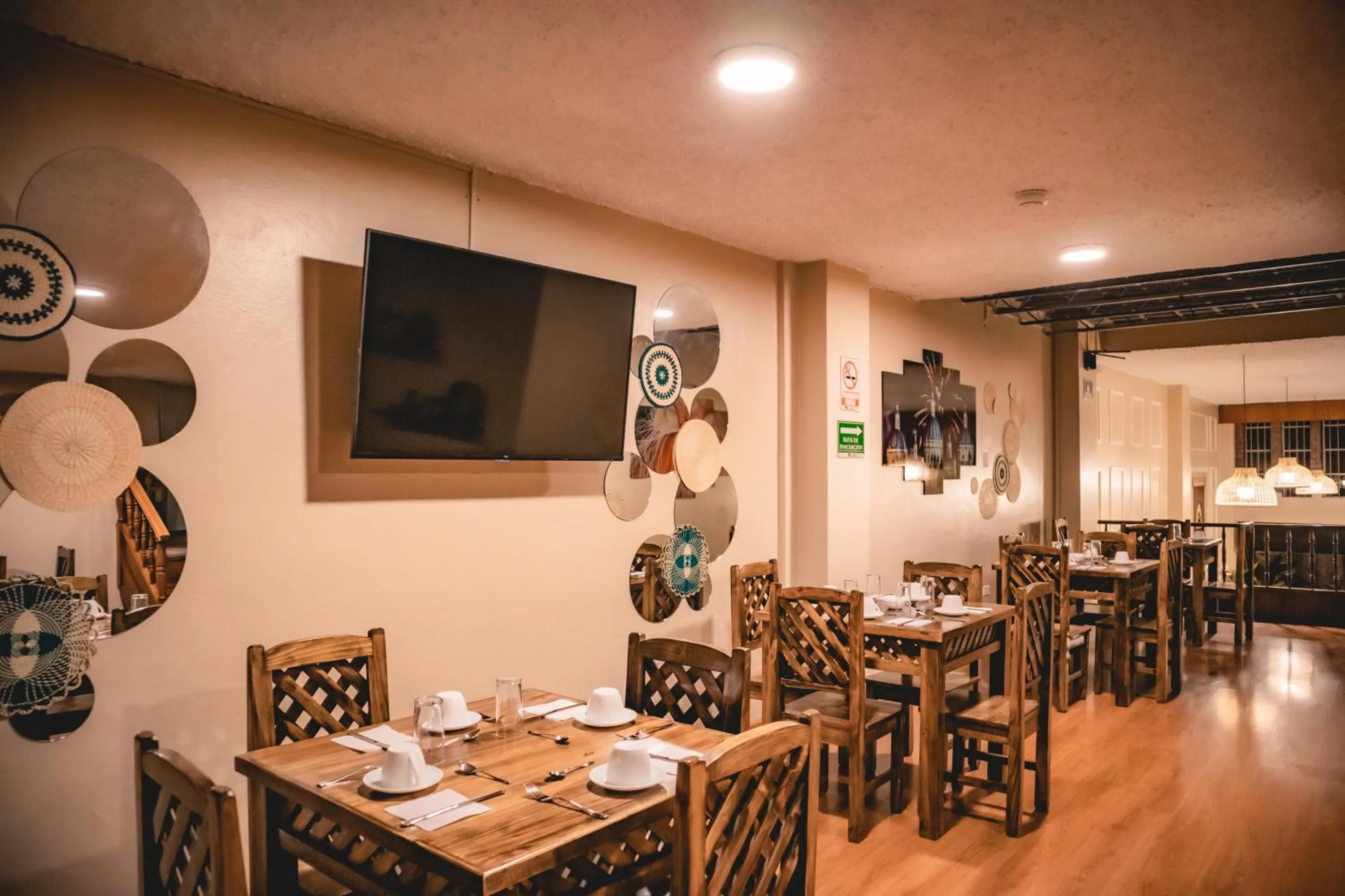 Restaurant/places to eat in Hotel El Morlaco