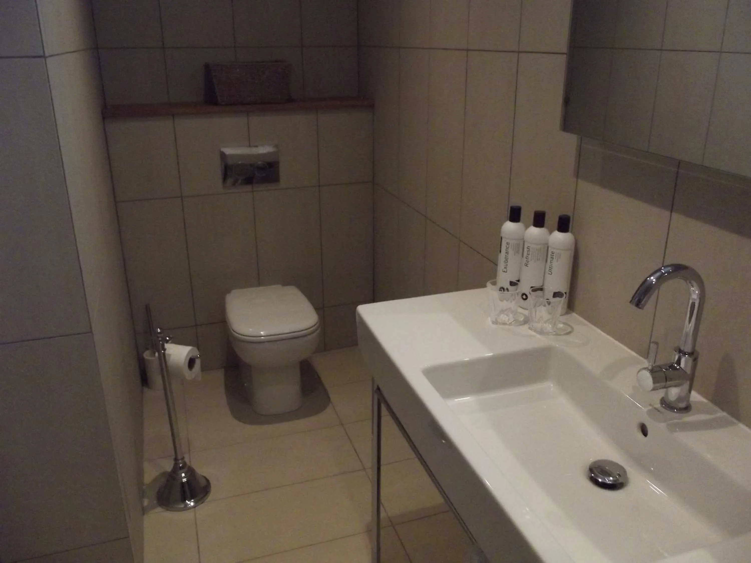 Bathroom in The Suites at Pannells Ash