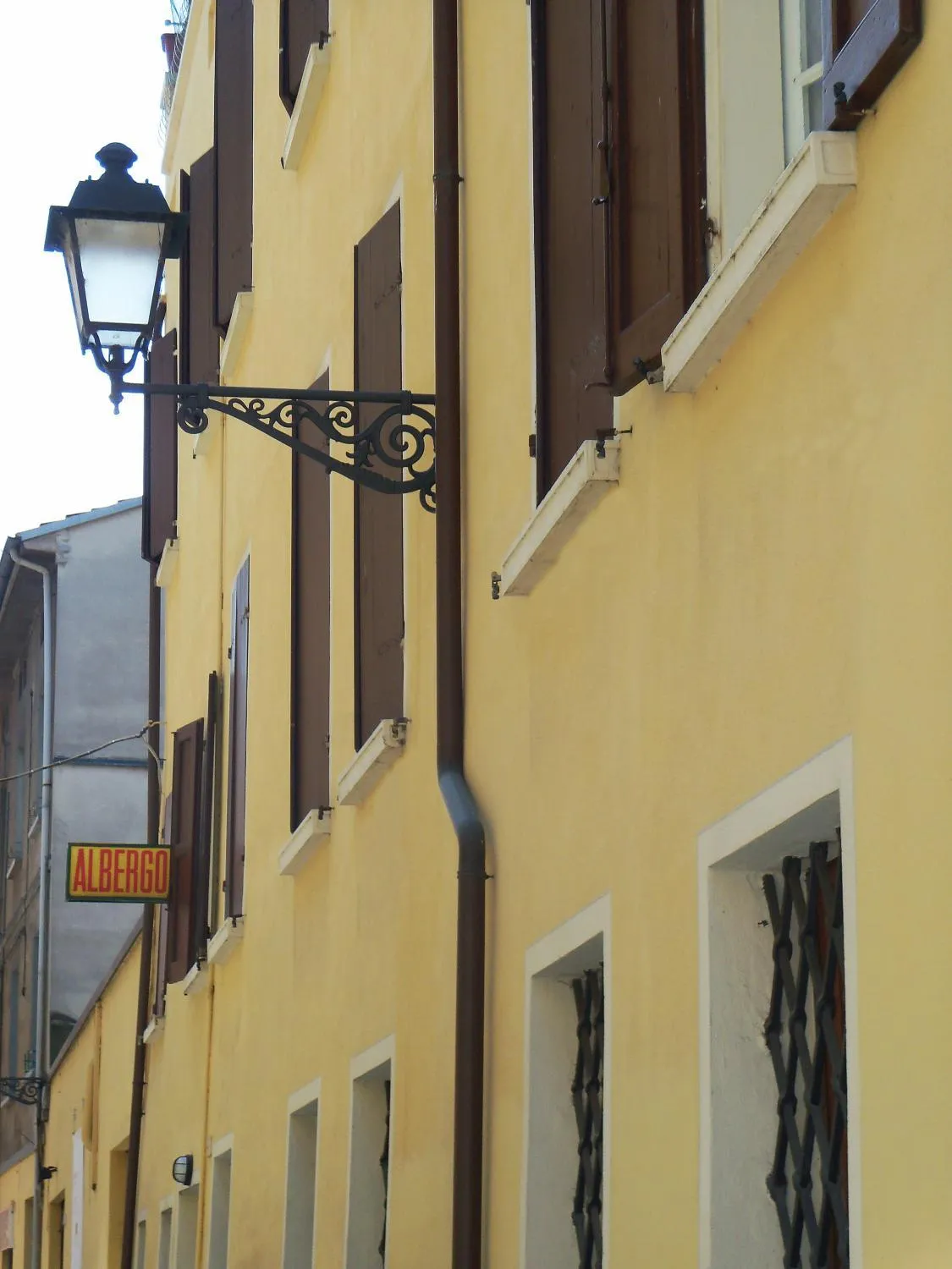 Facade/entrance in Hotel Ariosto centro storico