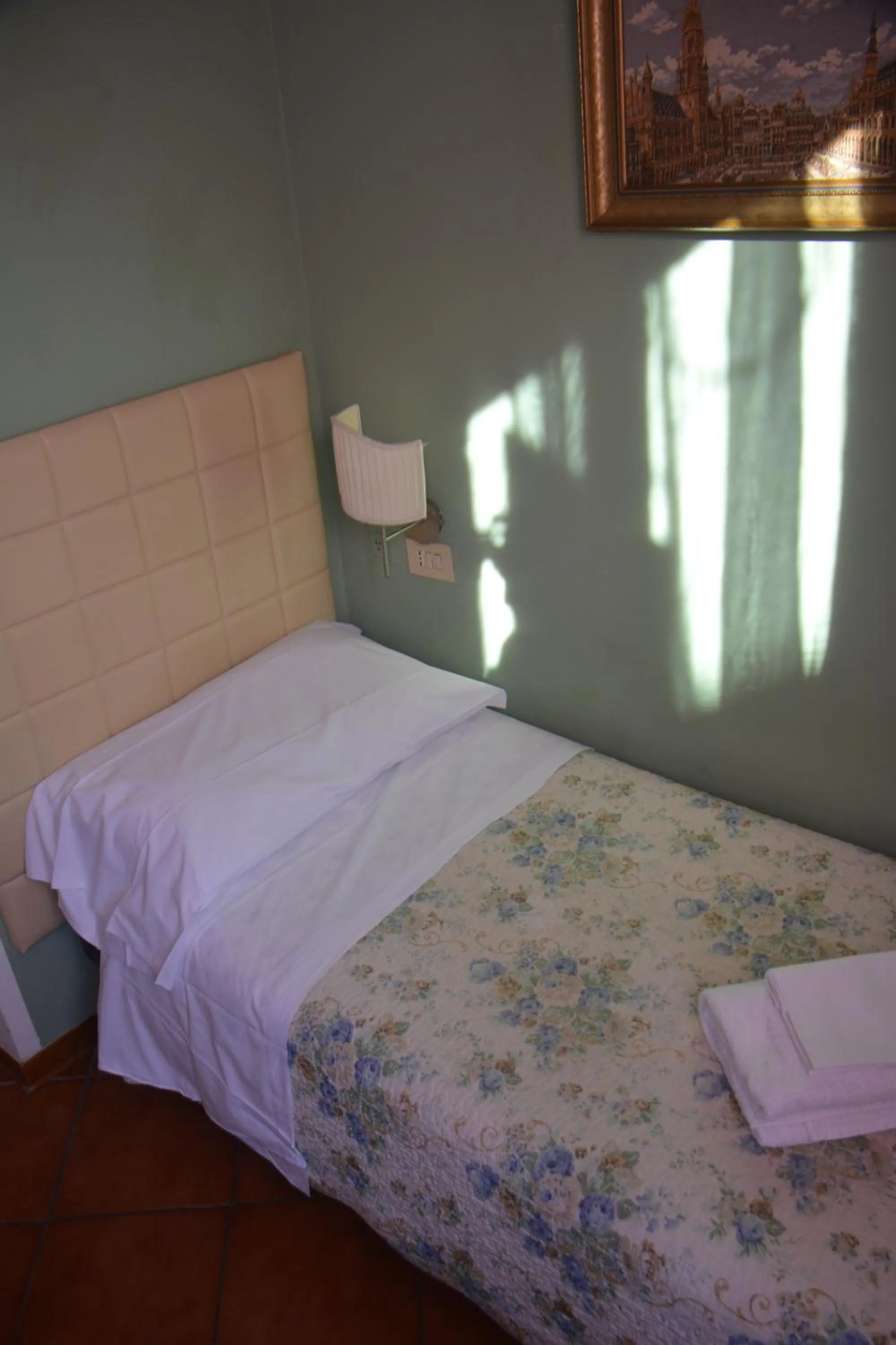 Bed in Hotel Cordova