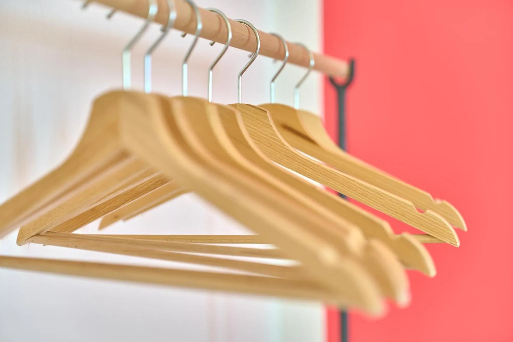 Decorative detail in Al Cavour 34