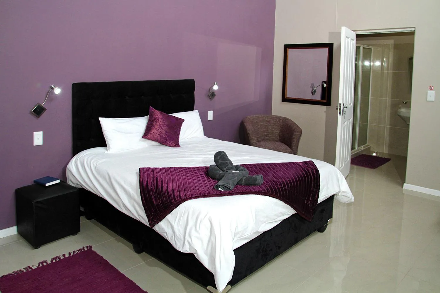 Bathroom, Bed in Village Boutique Hotel