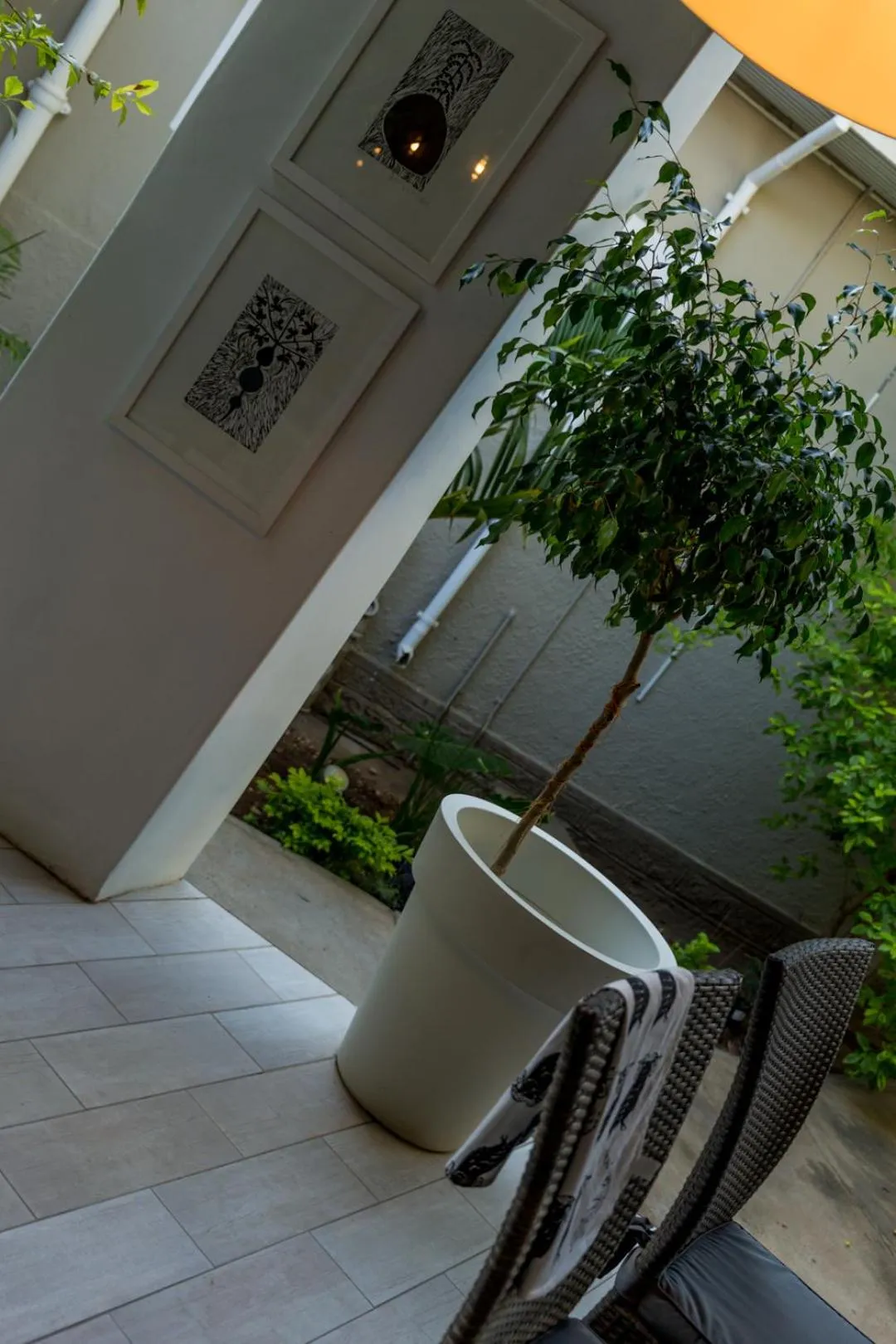 Restaurant/places to eat in Village Boutique Hotel