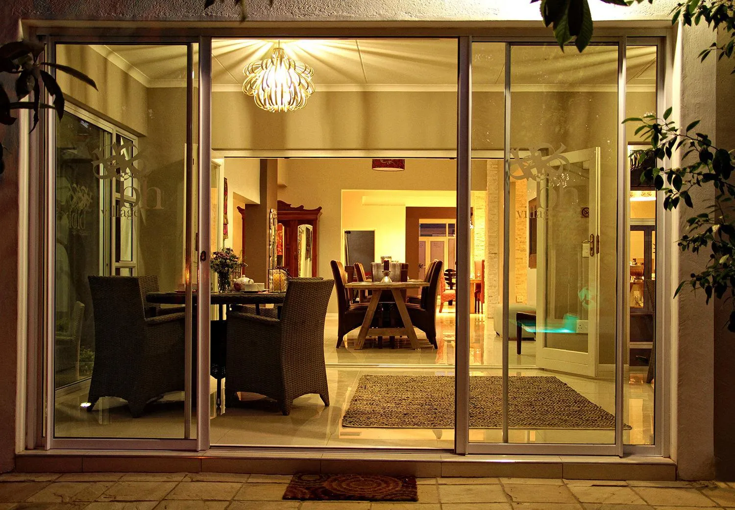 Restaurant/places to eat in Village Boutique Hotel