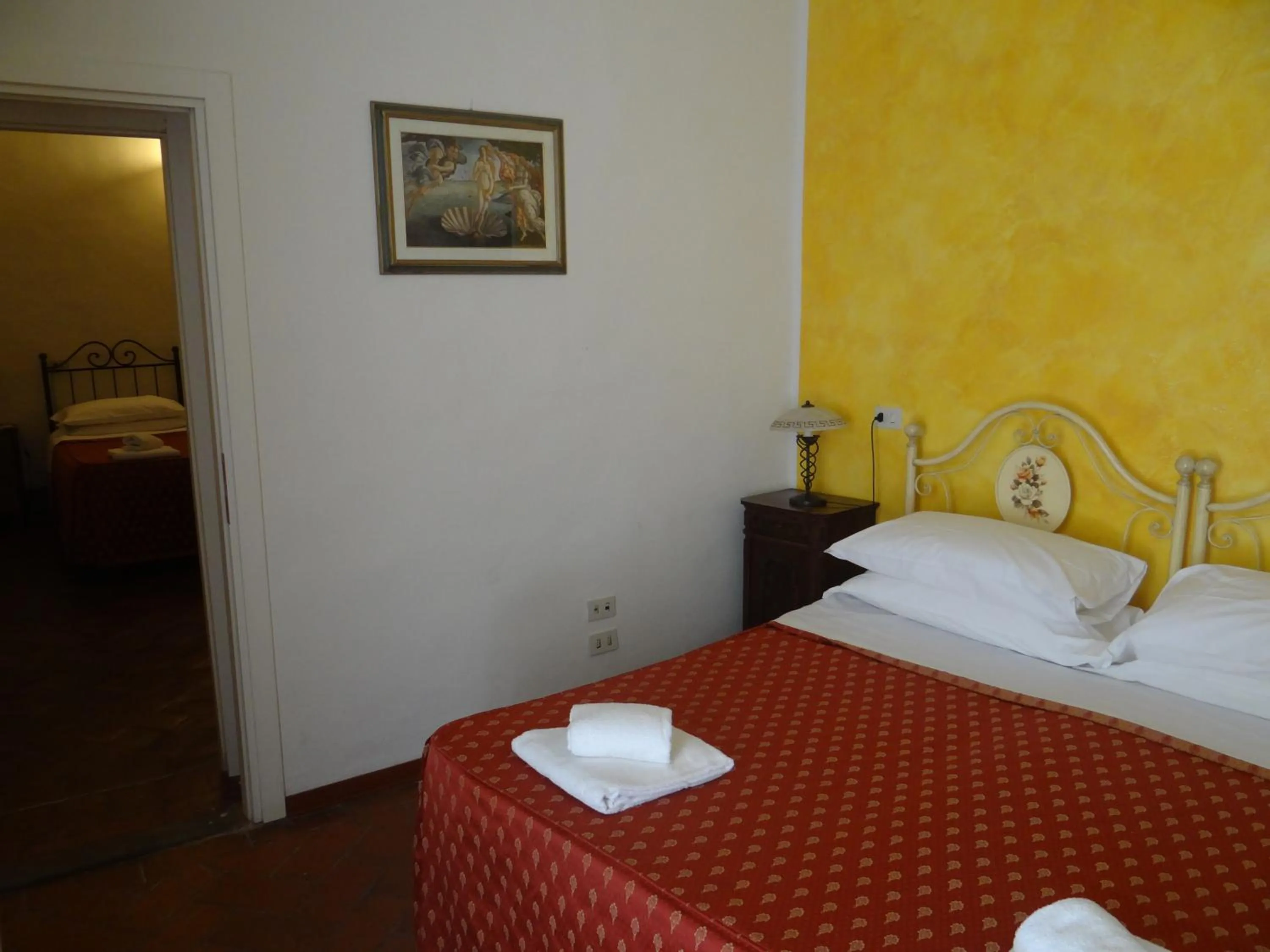 Photo of the whole room, Bed in B&B Home in Florence