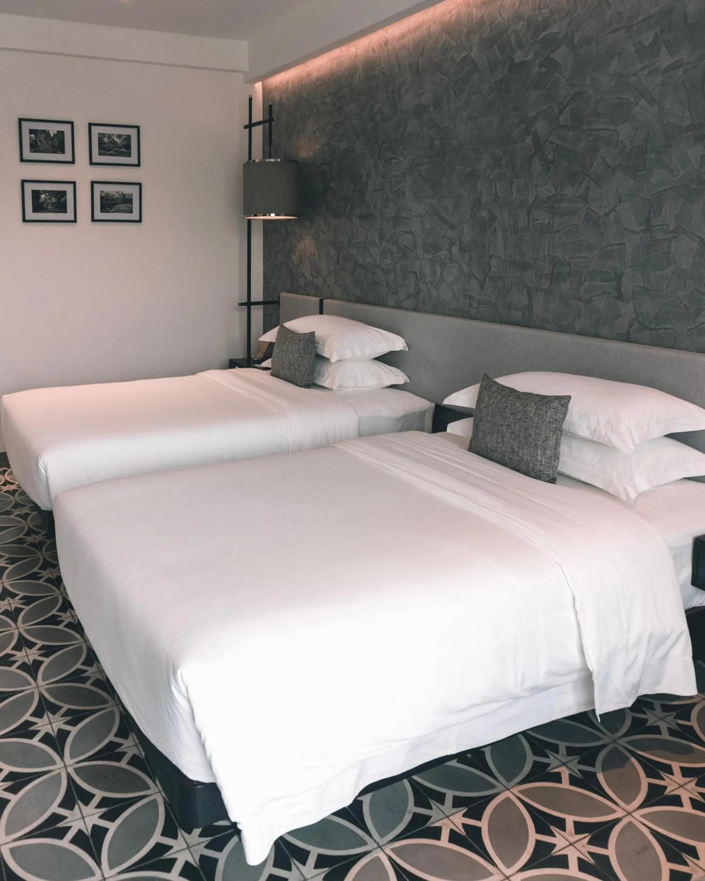 Photo of the whole room, Bed in Hotel Vellita Siem reap