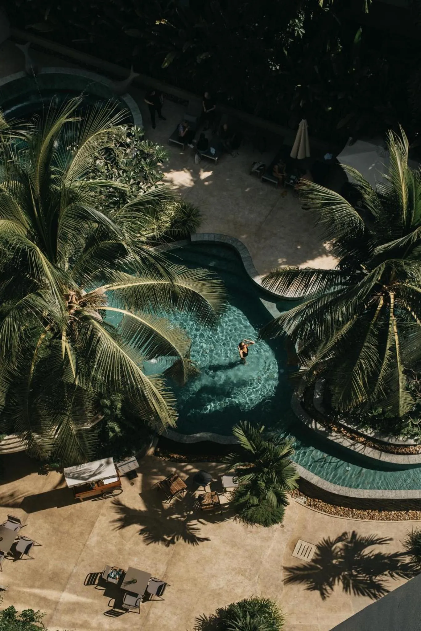 Swimming pool in Hotel Vellita Siem reap