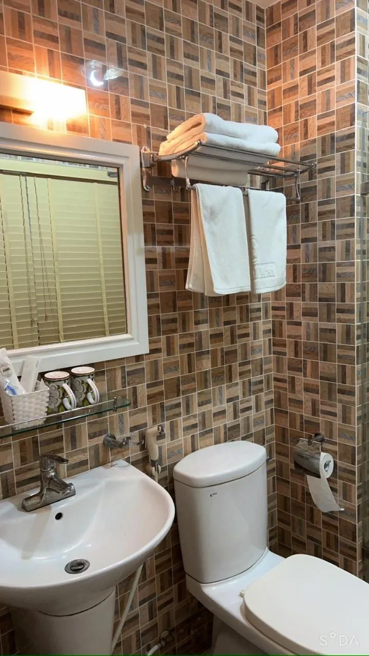 Sen Hotel My Dinh Song Da 미딩