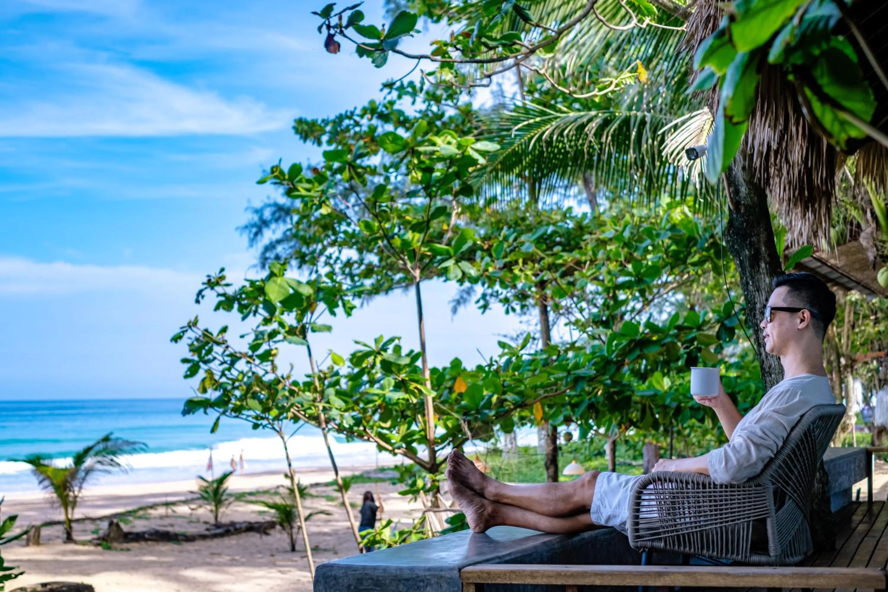 People in Sealord Naithon Beachfront Villa