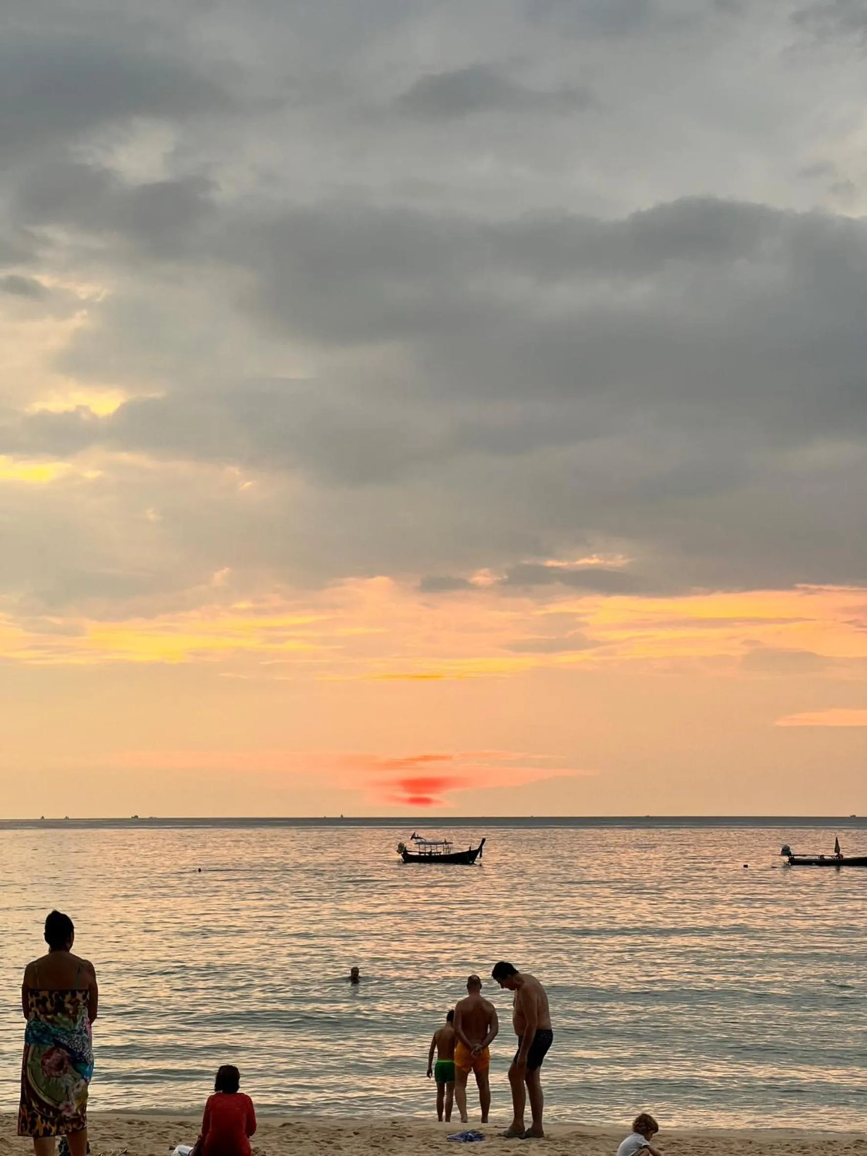 Day in Sealord Naithon Beachfront Villa