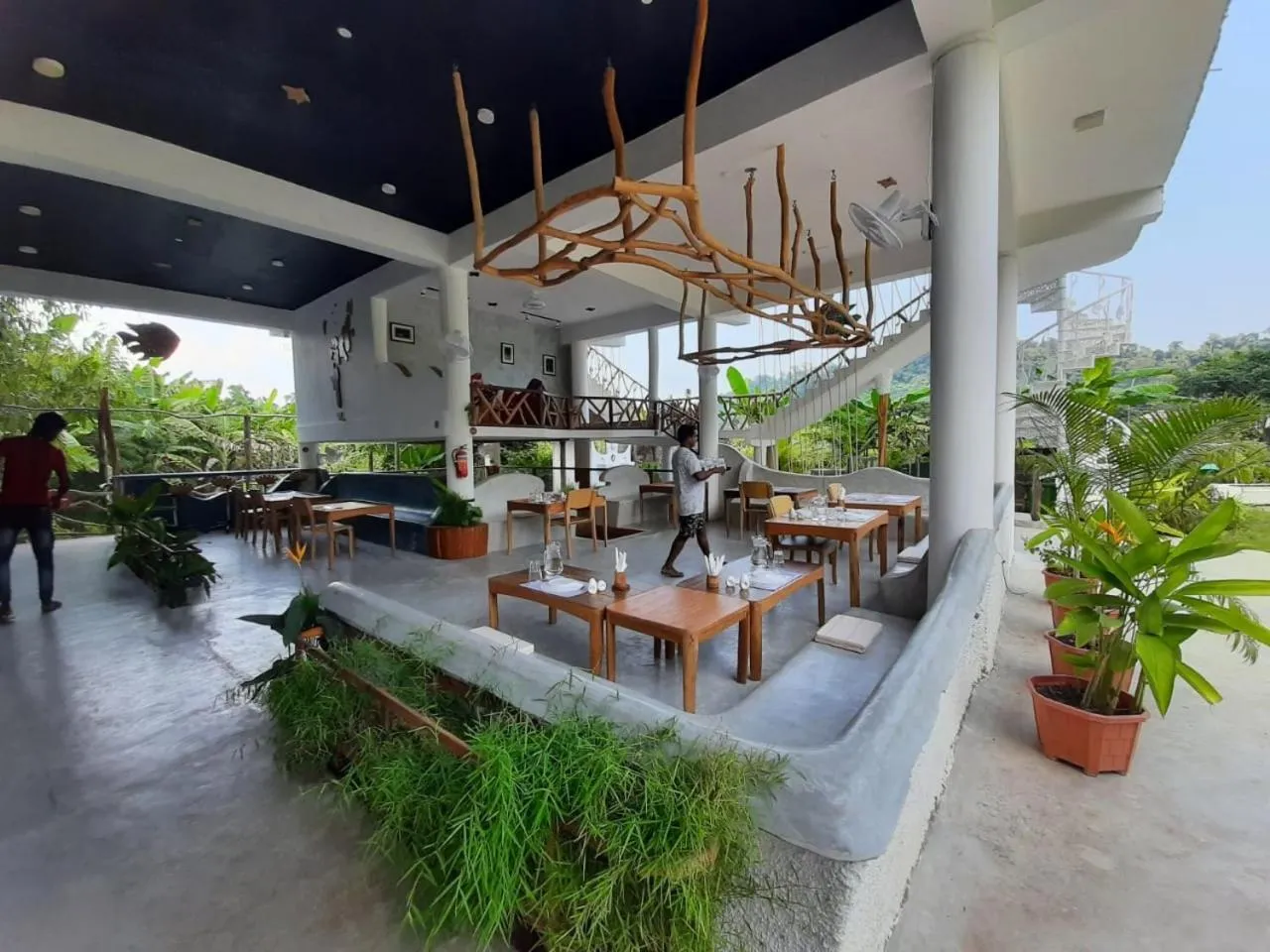 Restaurant/places to eat in Matsya